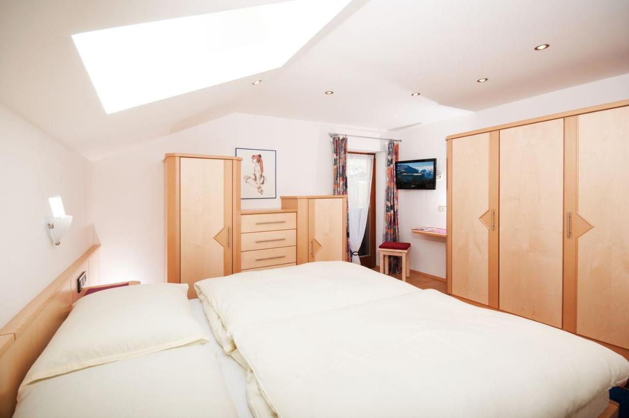 Two-Bedroom Apartment with Balcony photo 1