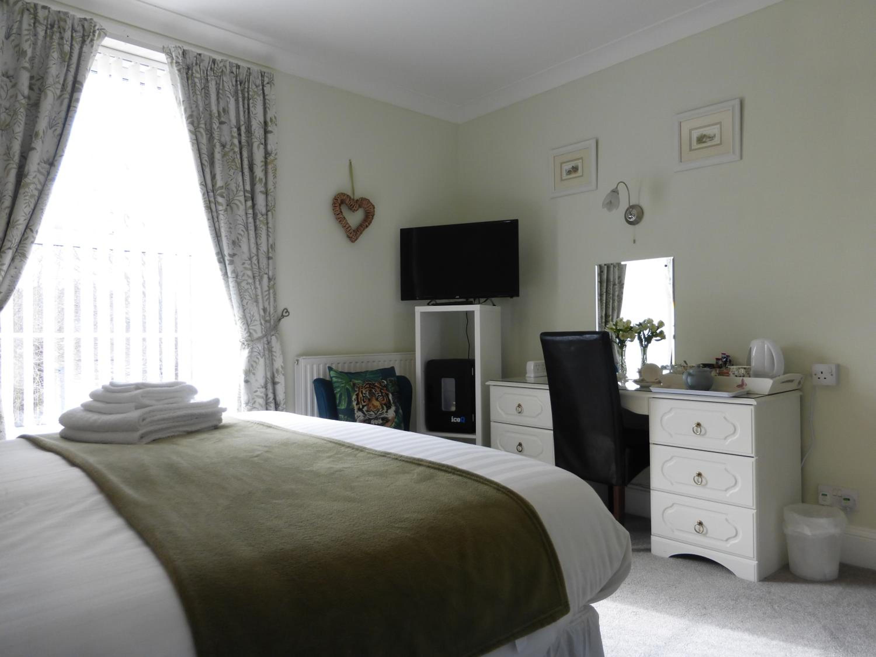 Deluxe King Room photo 1