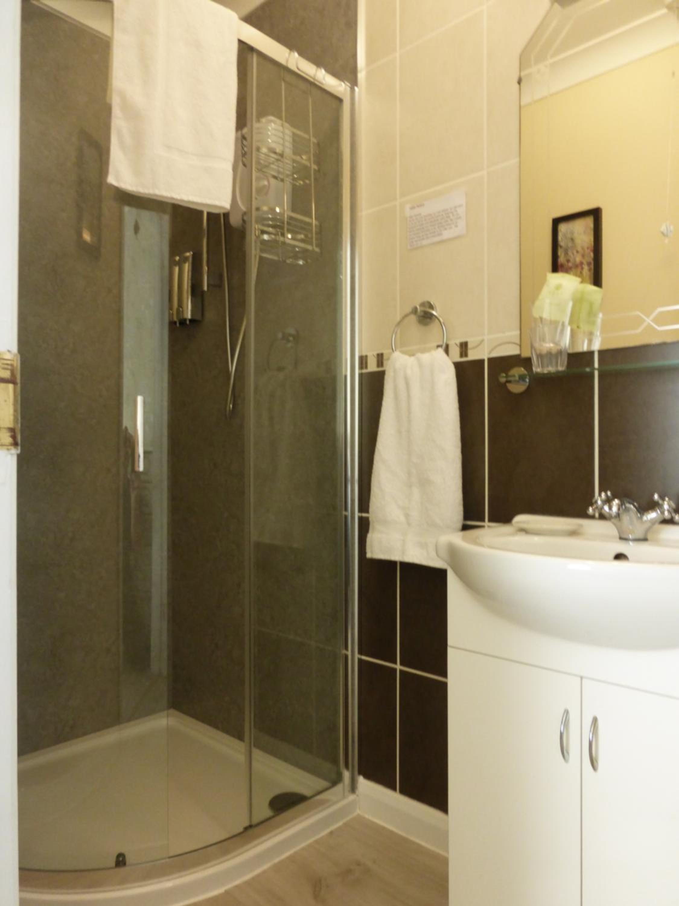 Deluxe King Room photo 2
