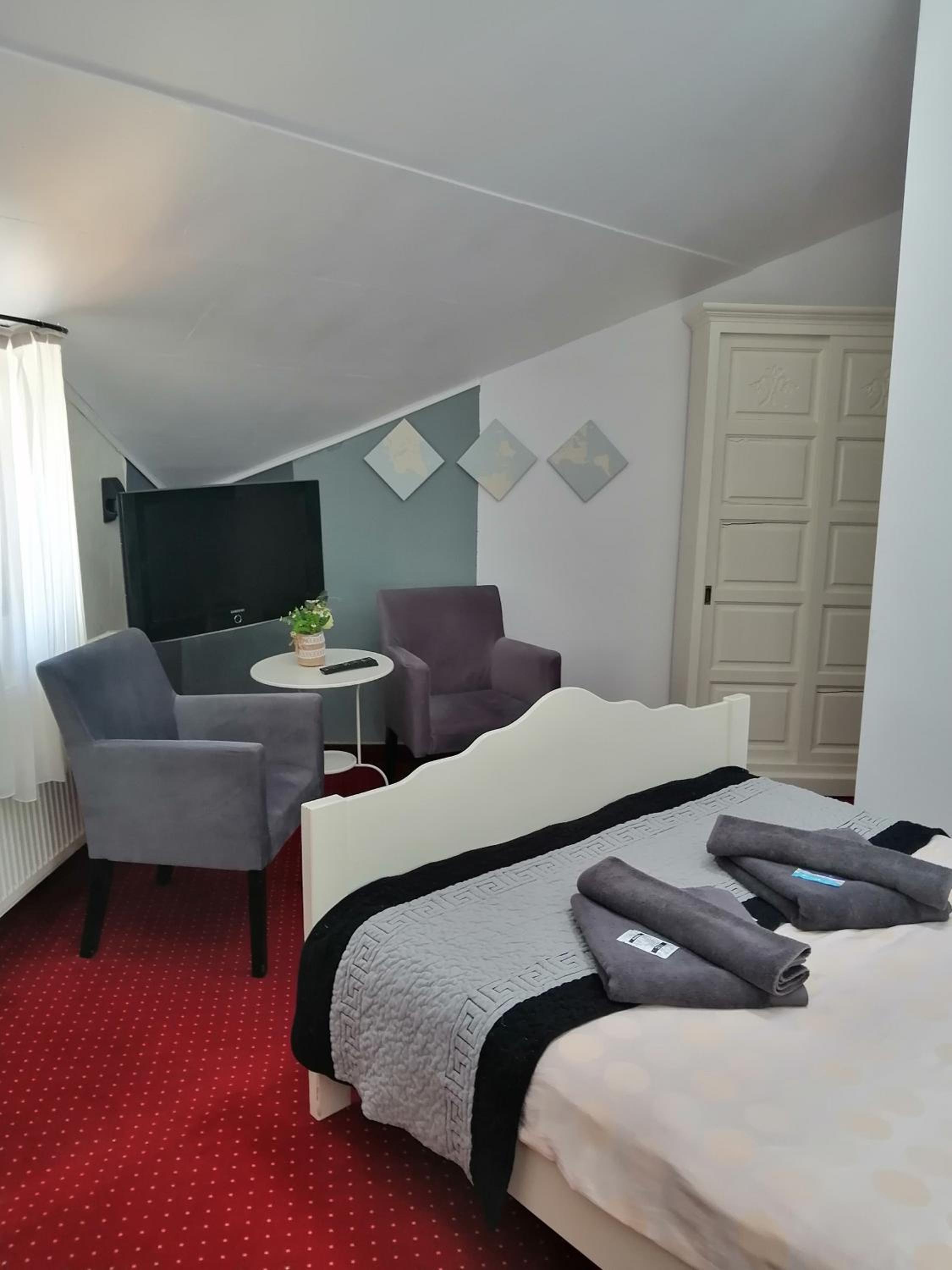 Standard Double Room photo 1