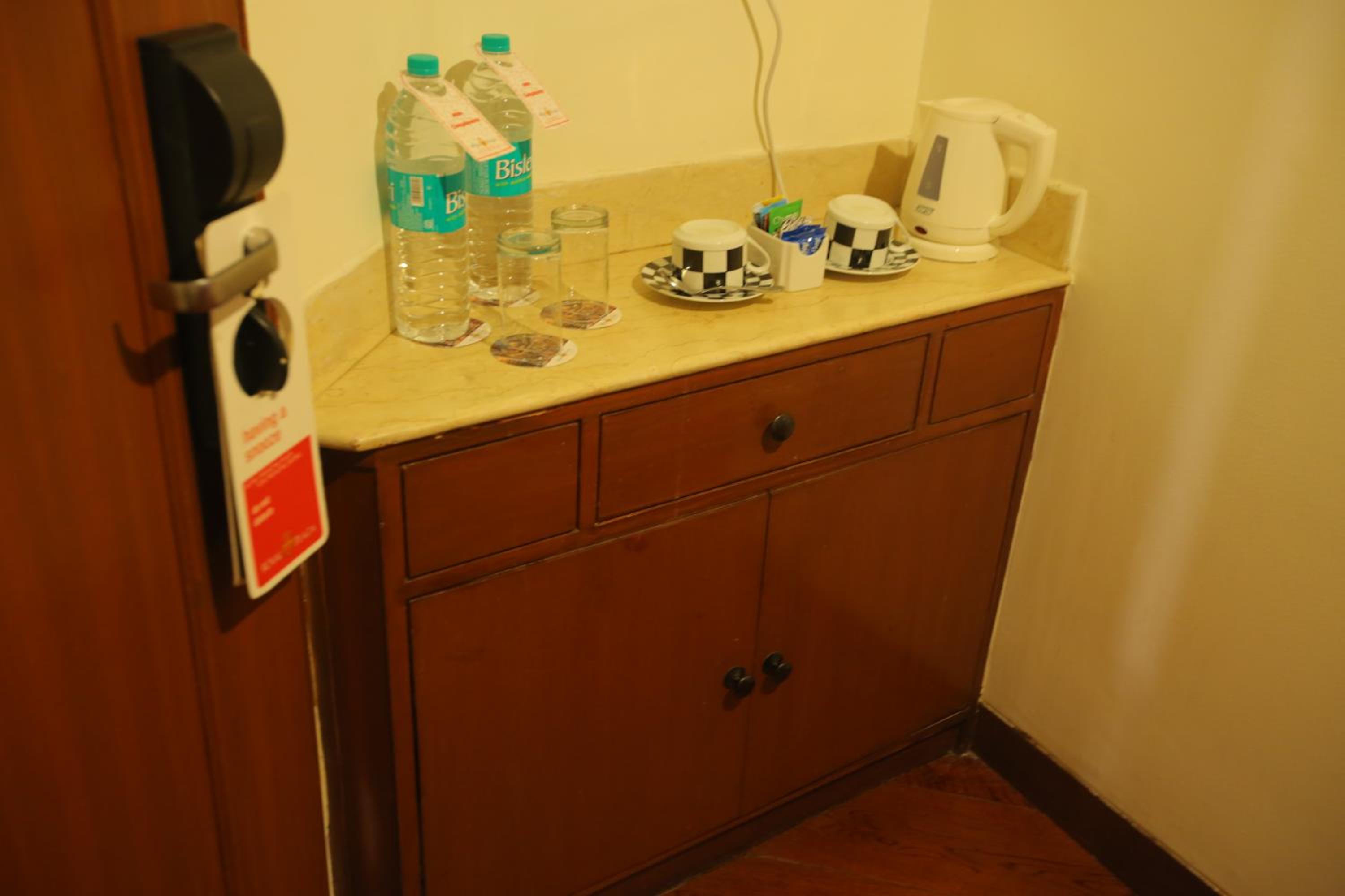 Royal Junior Suite - 15% Discount on Food & Soft Beverages