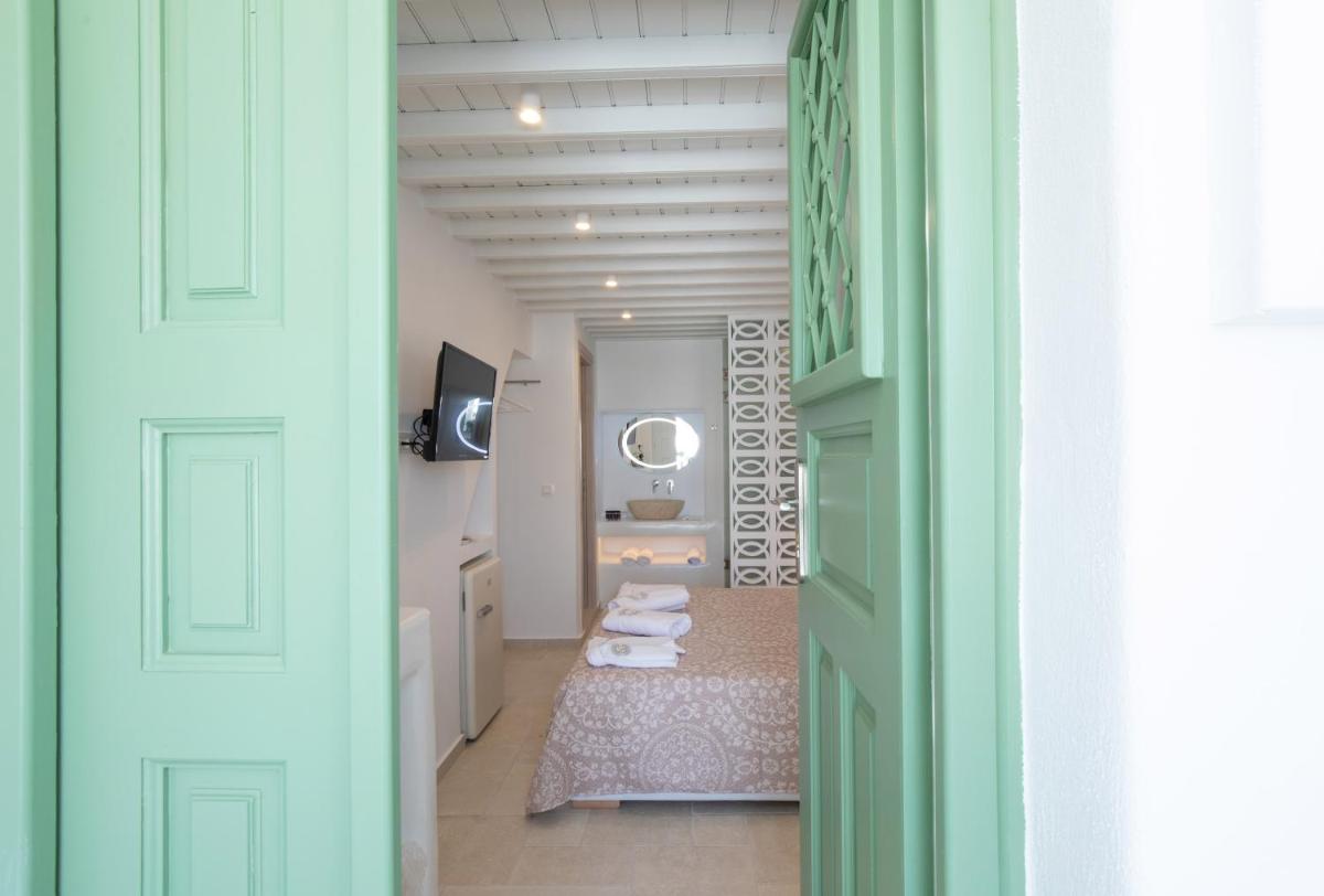 Deluxe Suite photo 2