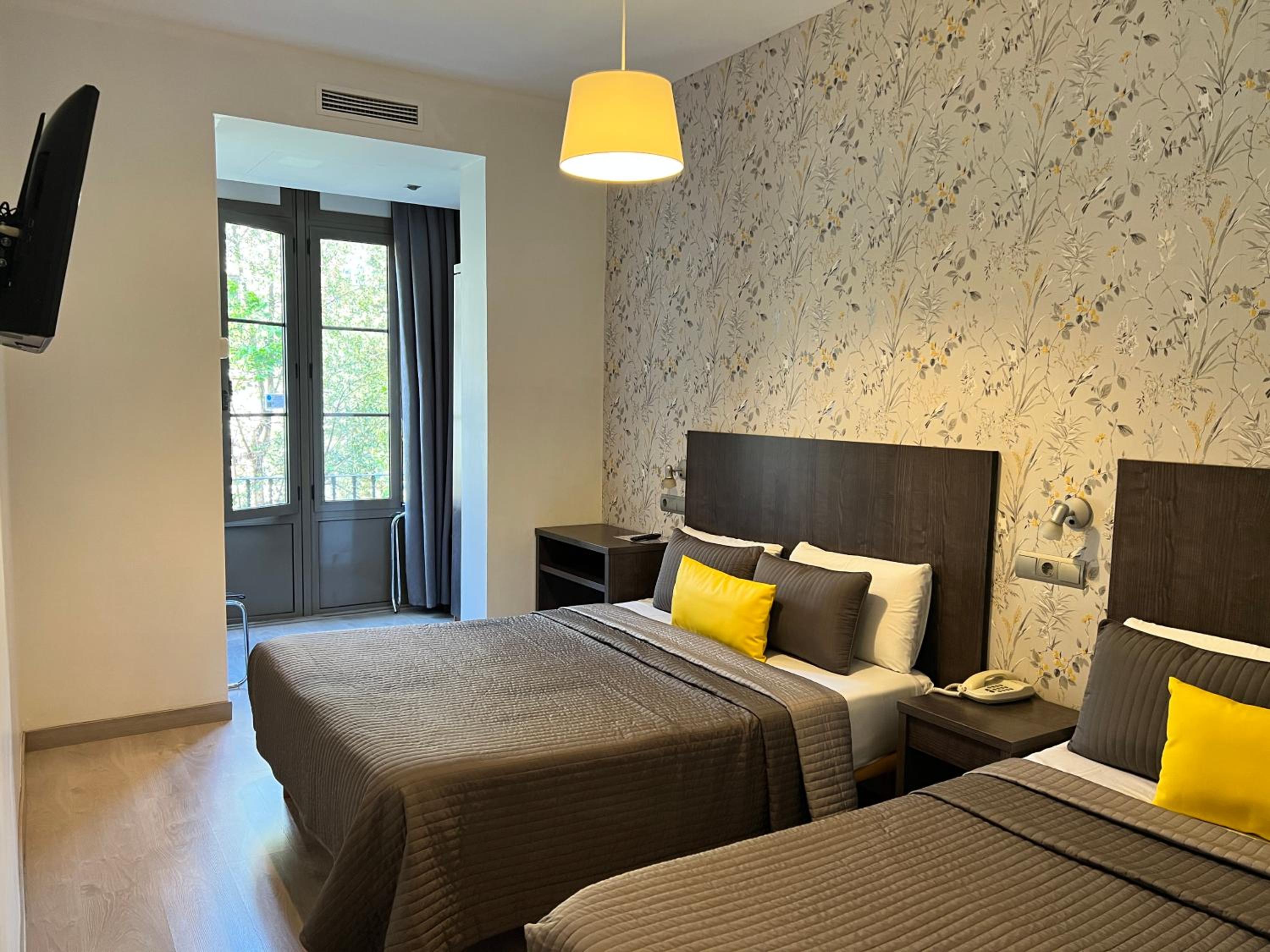 Quadruple Room photo 2