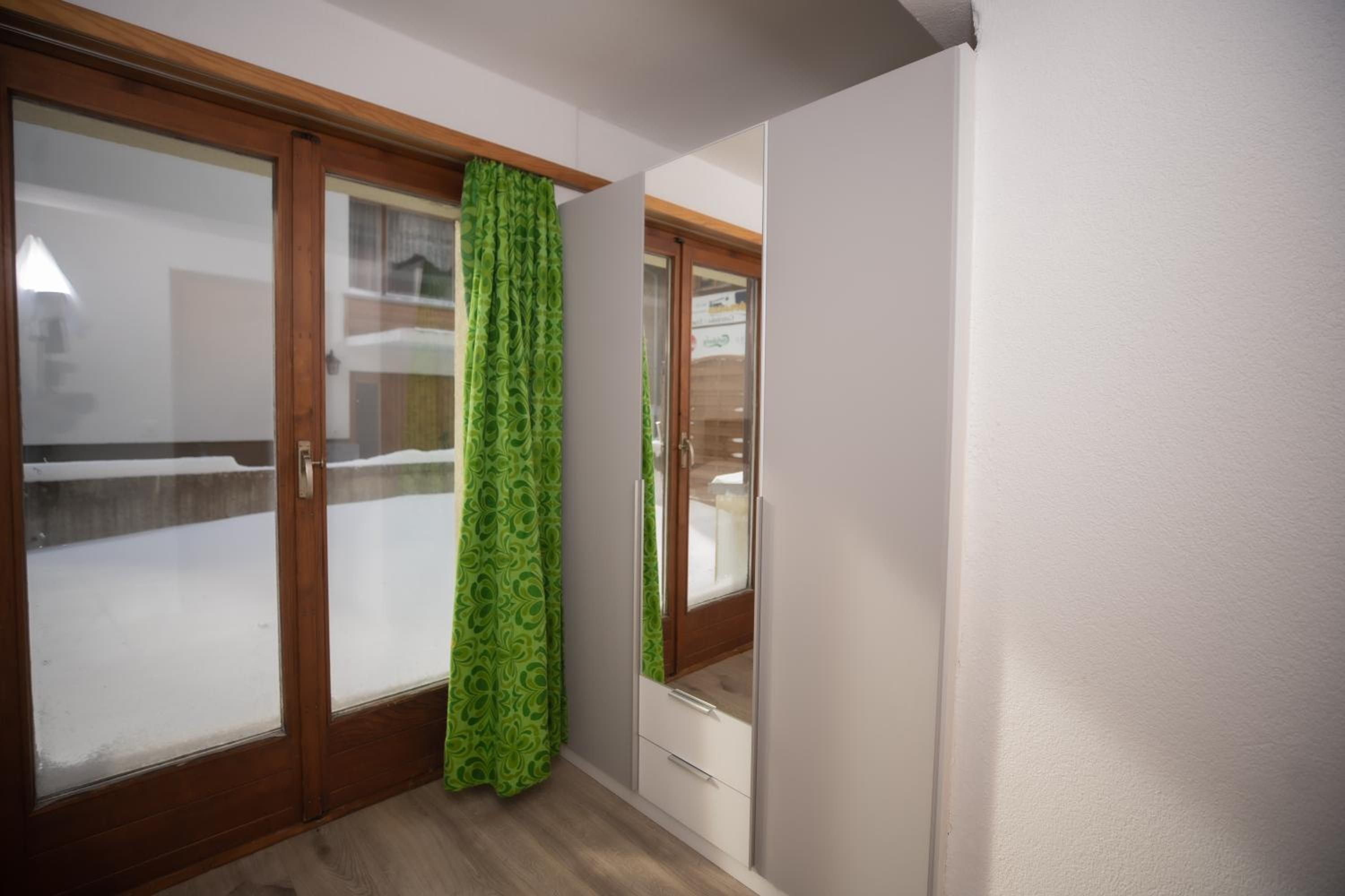 Apartment - Ground Floor - Photo 3