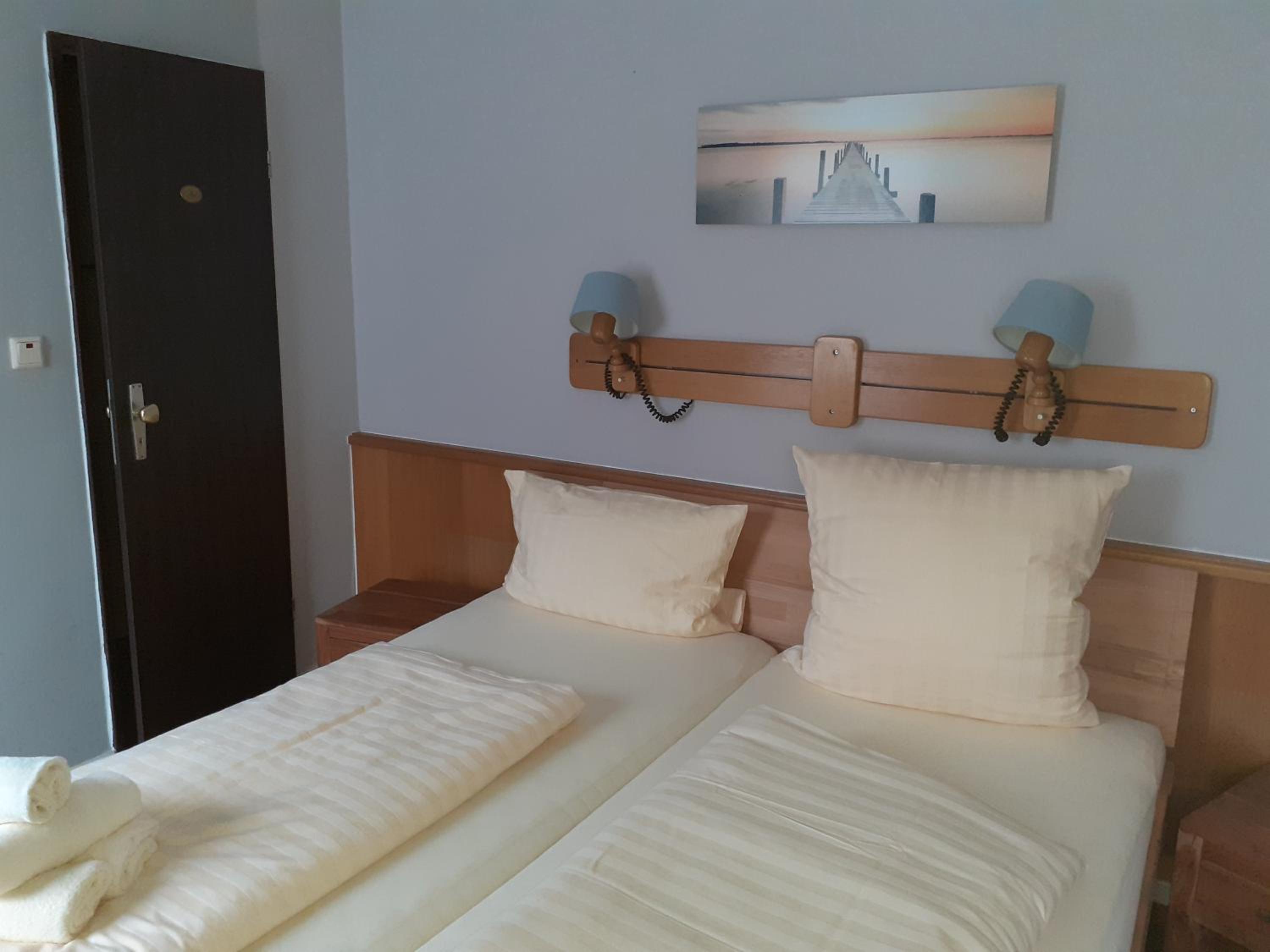 Double Room - Photo 1