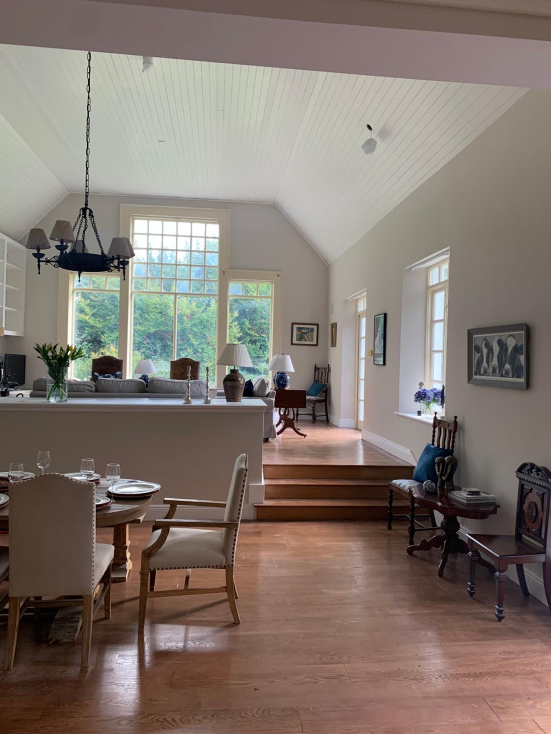 Four-Bedroom House - Photo 4