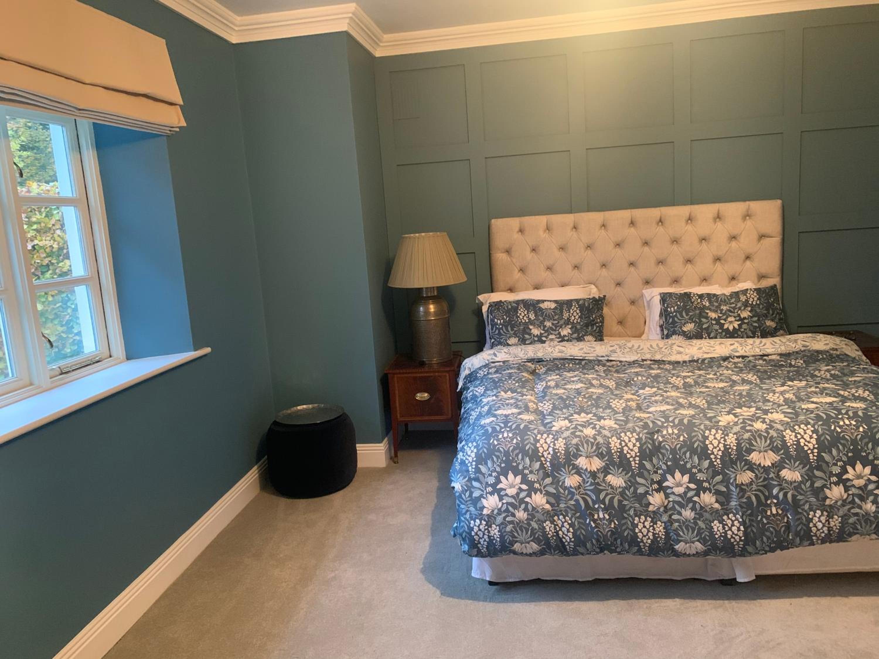 Four-Bedroom House - Photo 8