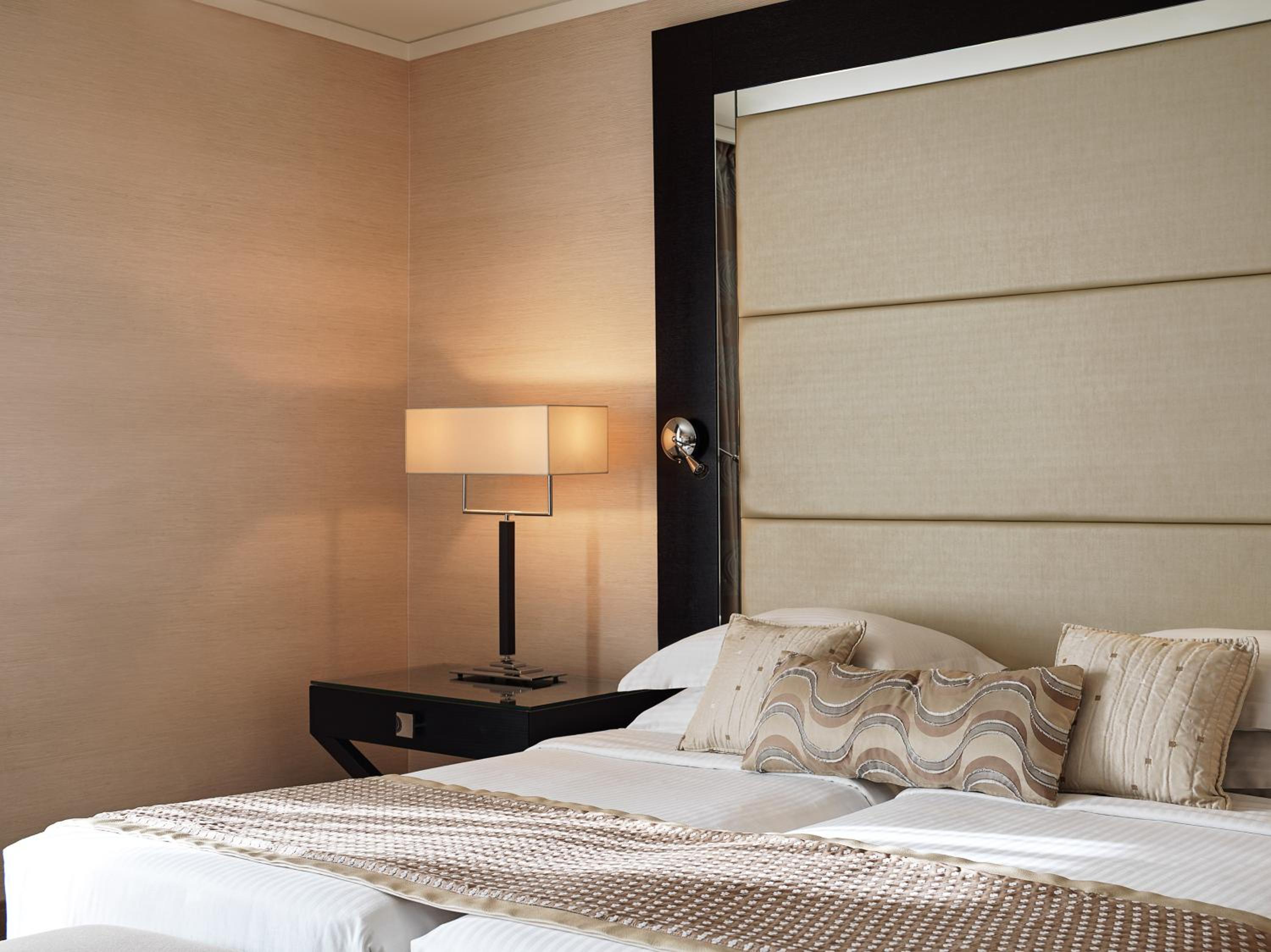 Bed & Sleeping Area