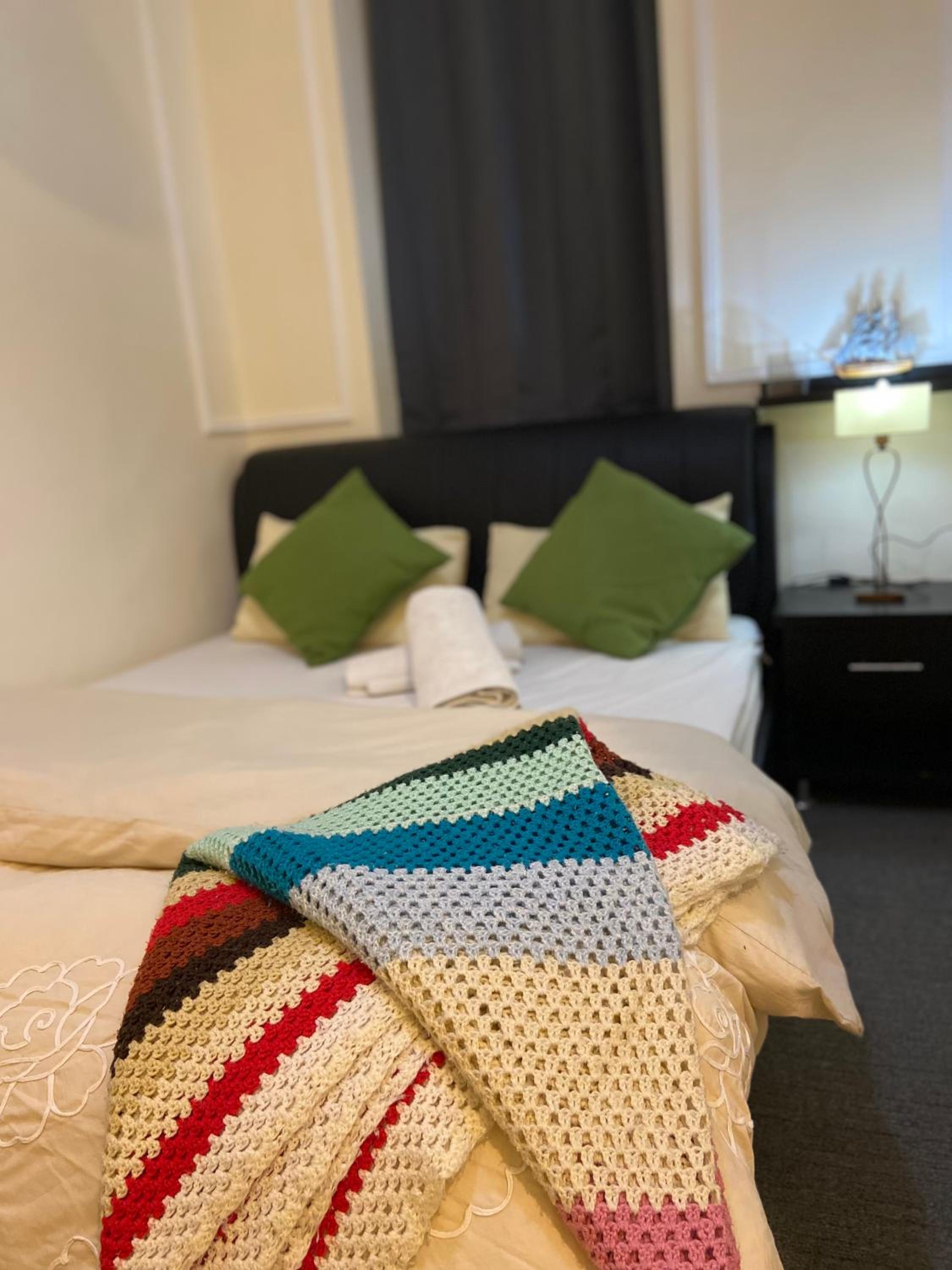 Standard Queen Room