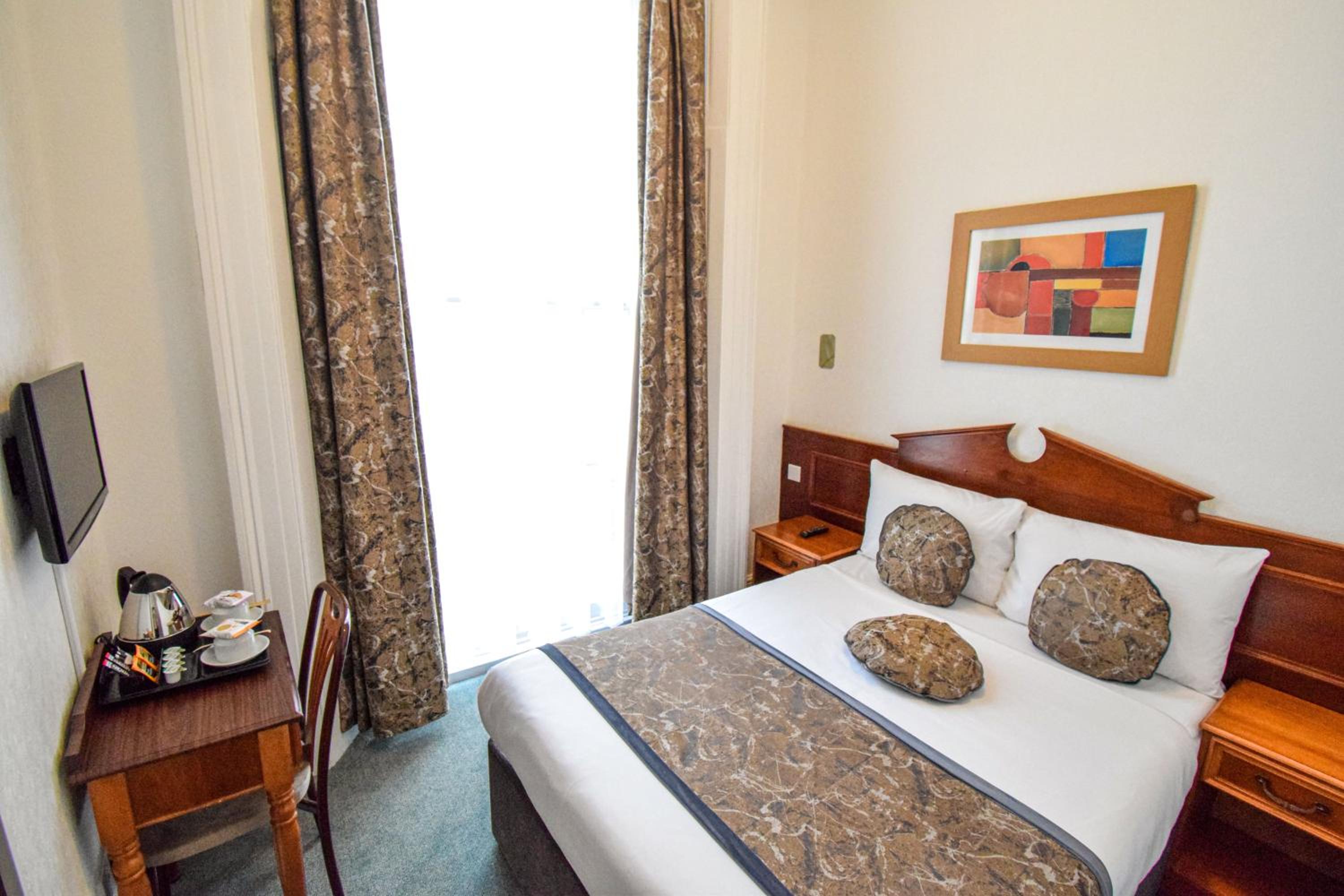 Deluxe Double Room photo 2