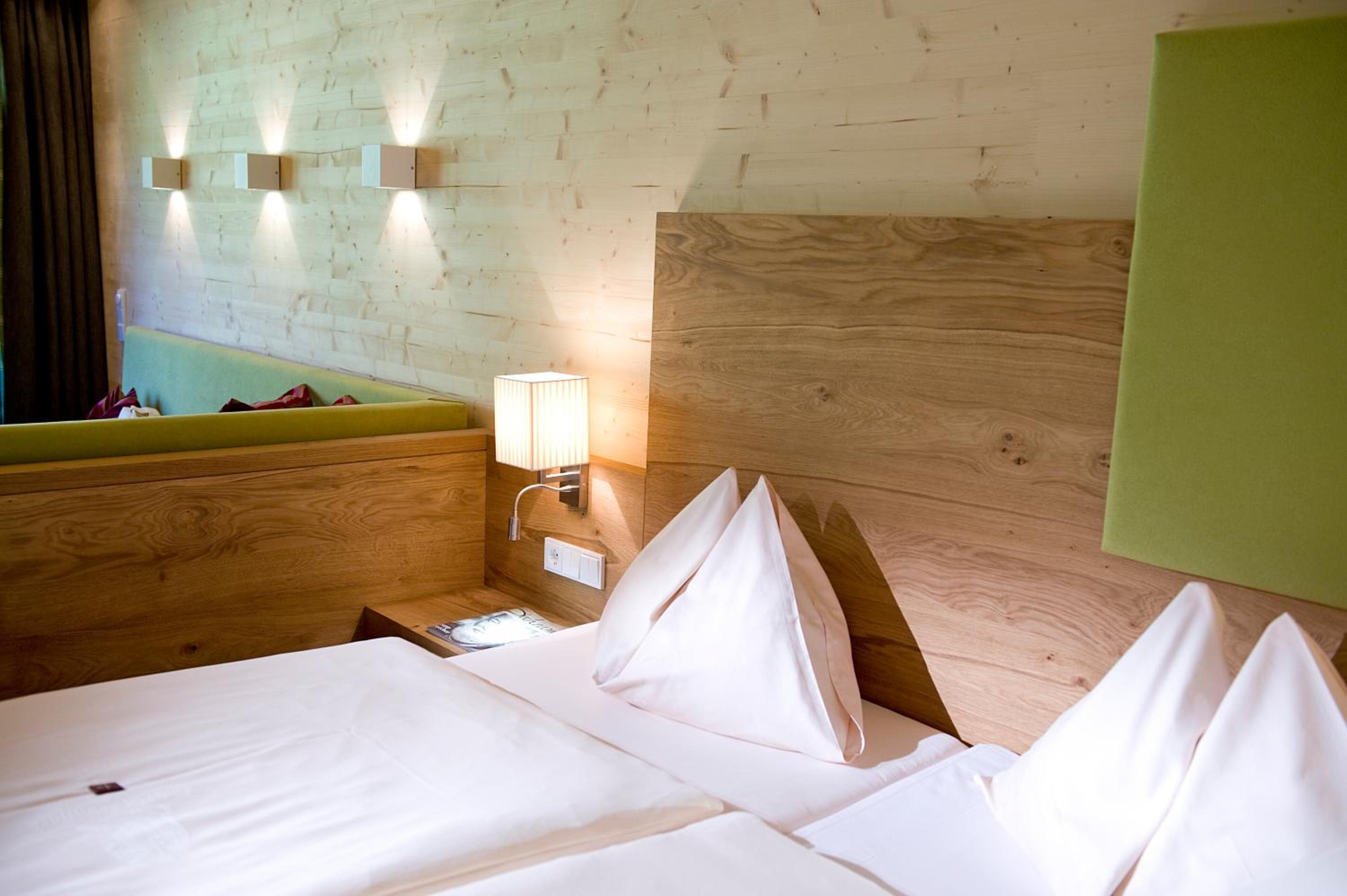 Junior Suite with Mountain View - Photo 1