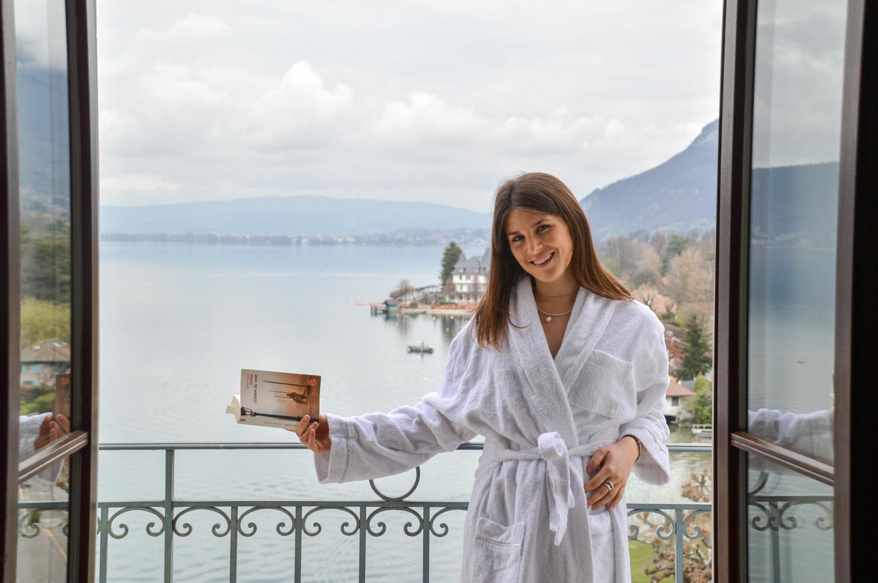 Double Room Lake View with Balcony - Spa Access Included - Photo 6