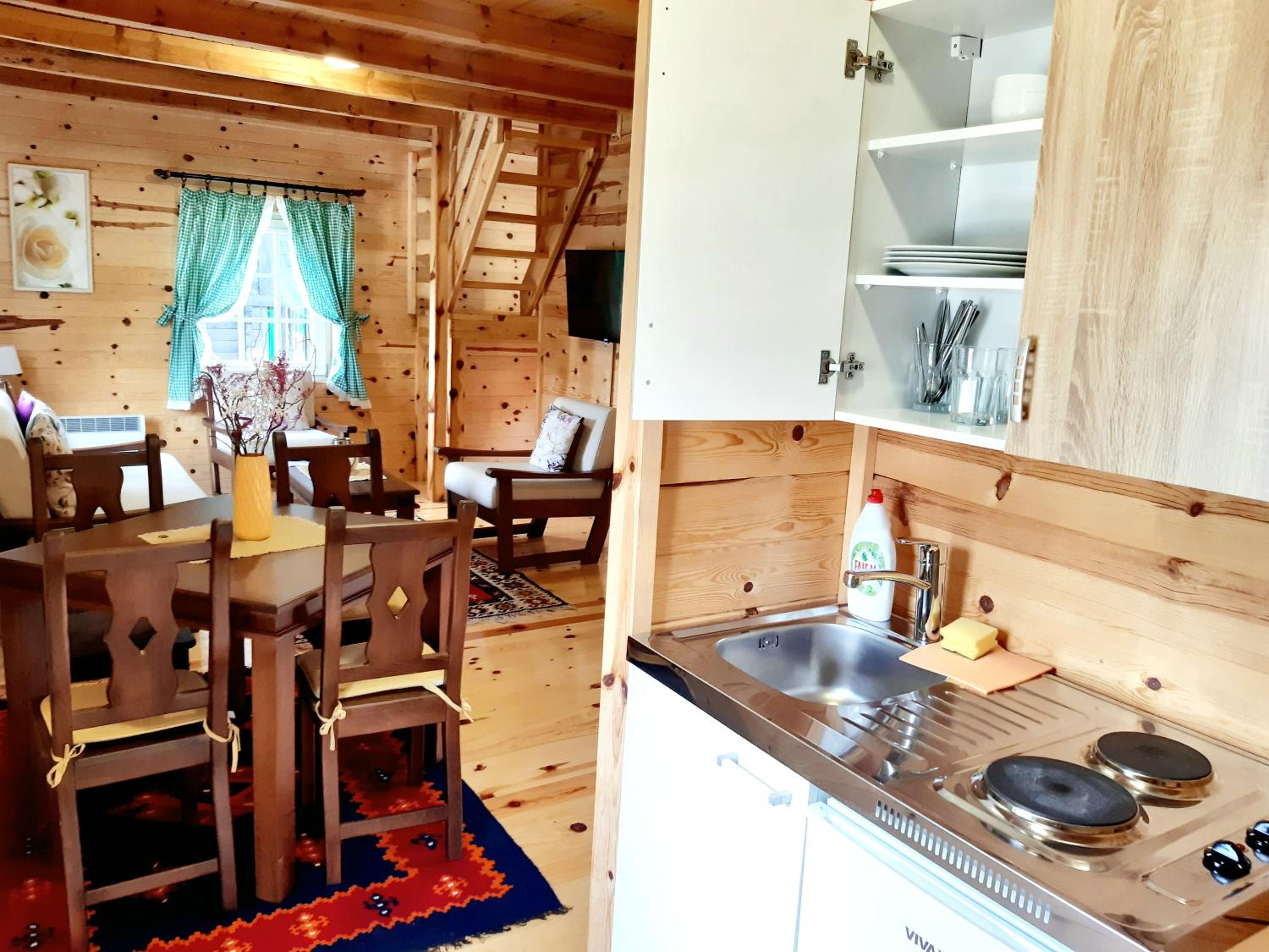 Wooden Cottage Deluxe  photo 3