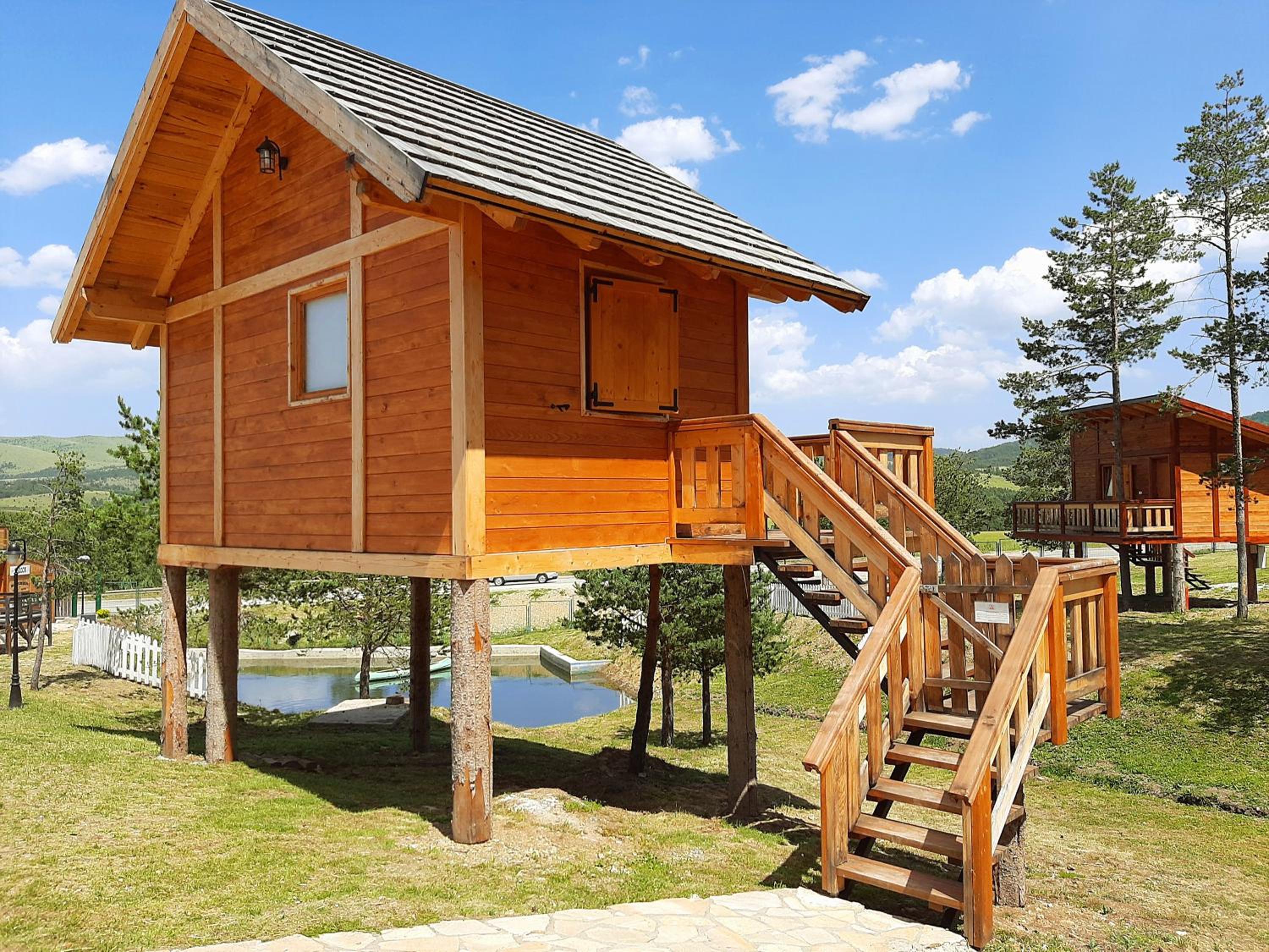 Tree House (2 Adults) photo 3