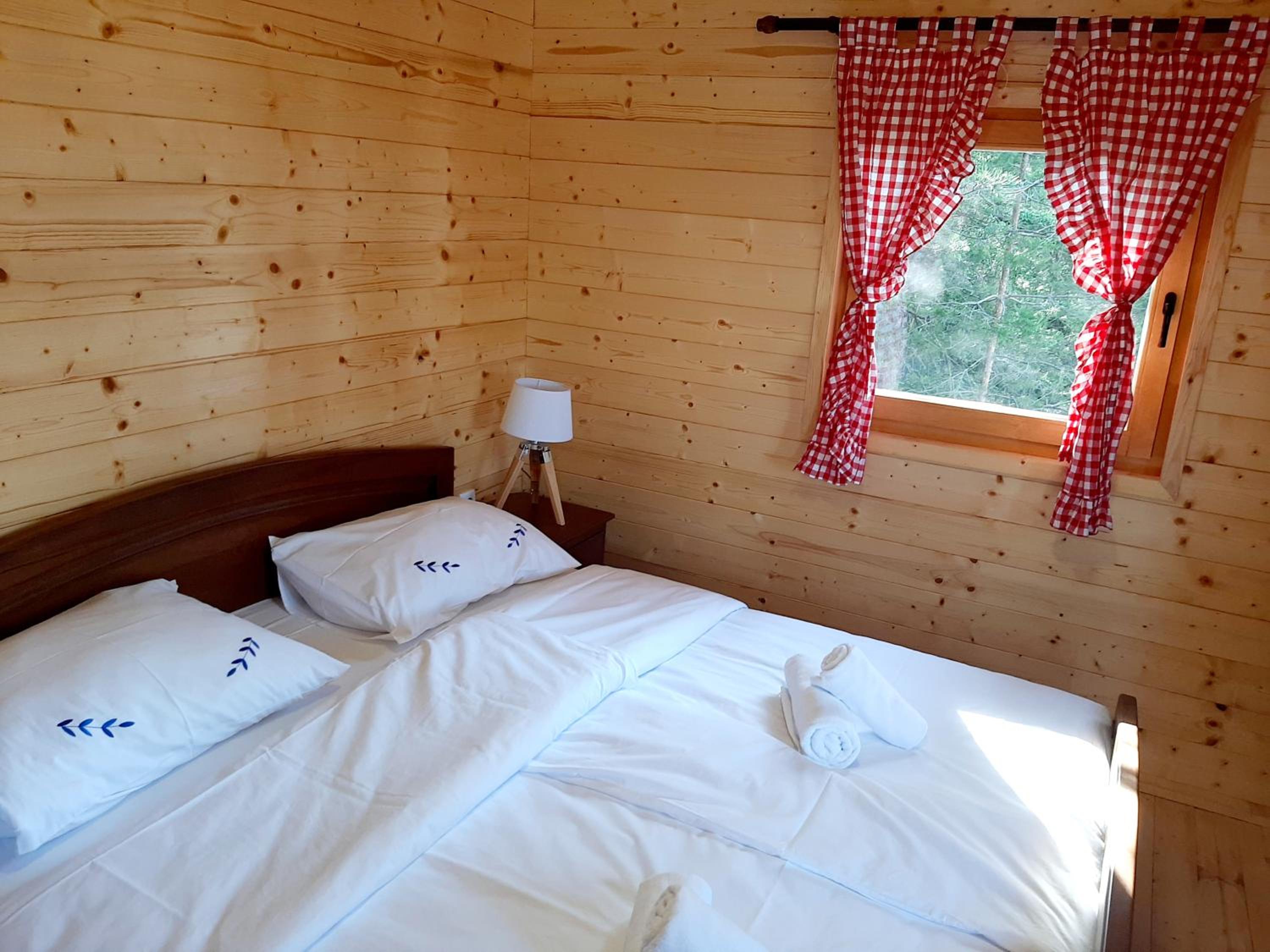 Tree House (2 Adults) photo 1