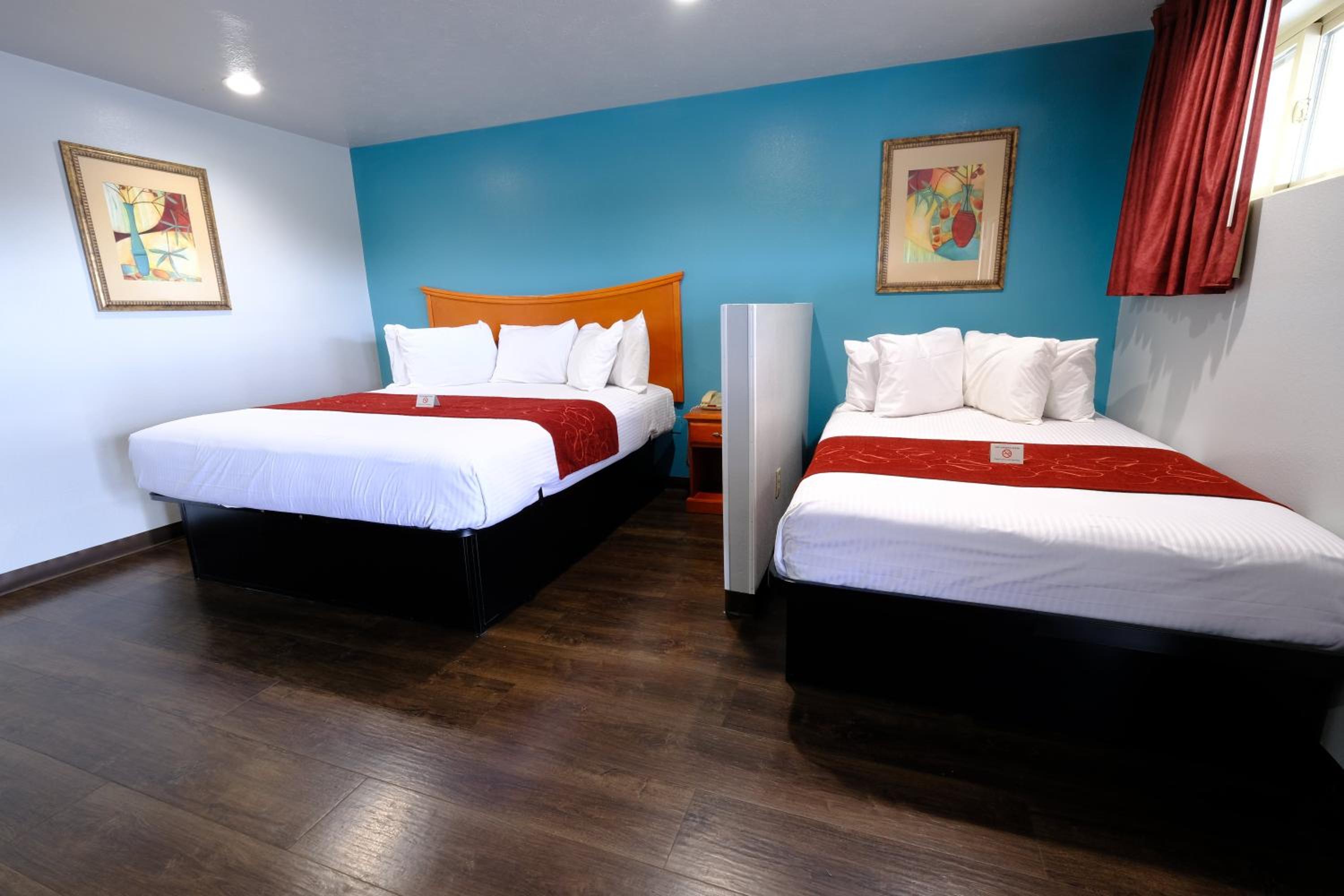 1 King with Double Mini suite Nonsmoking - Photo 1