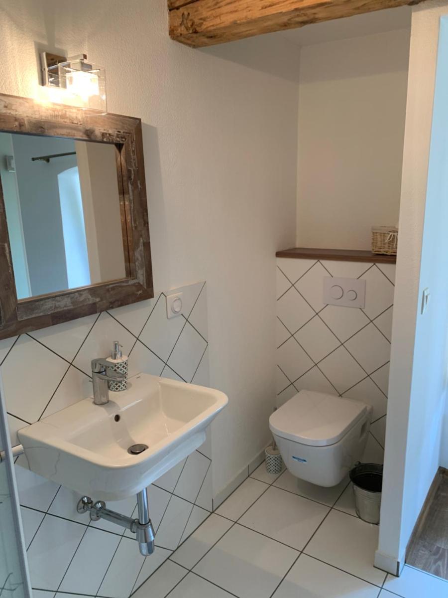 Small Double Room - Photo 3