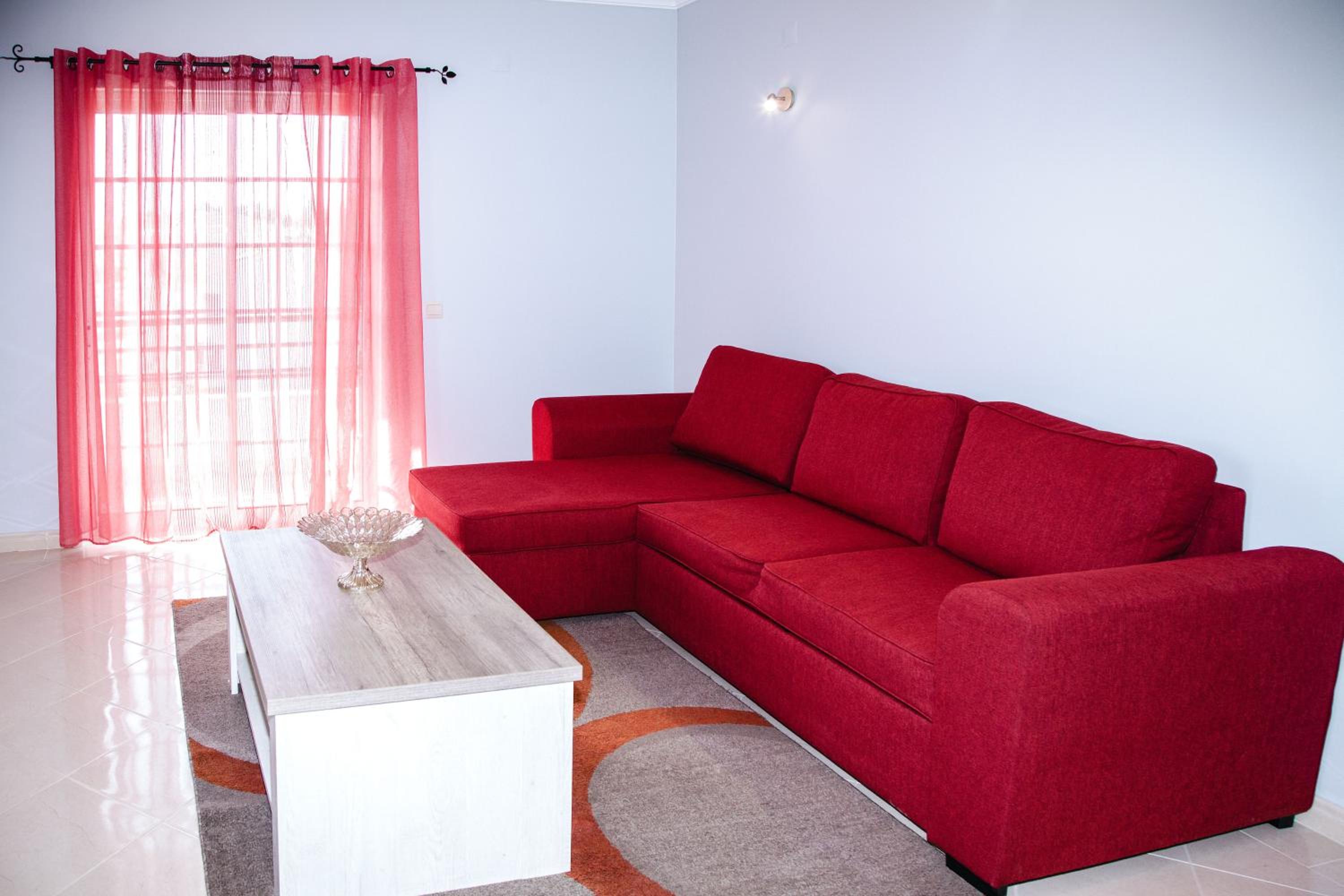 One-Bedroom Apartment - Photo 9