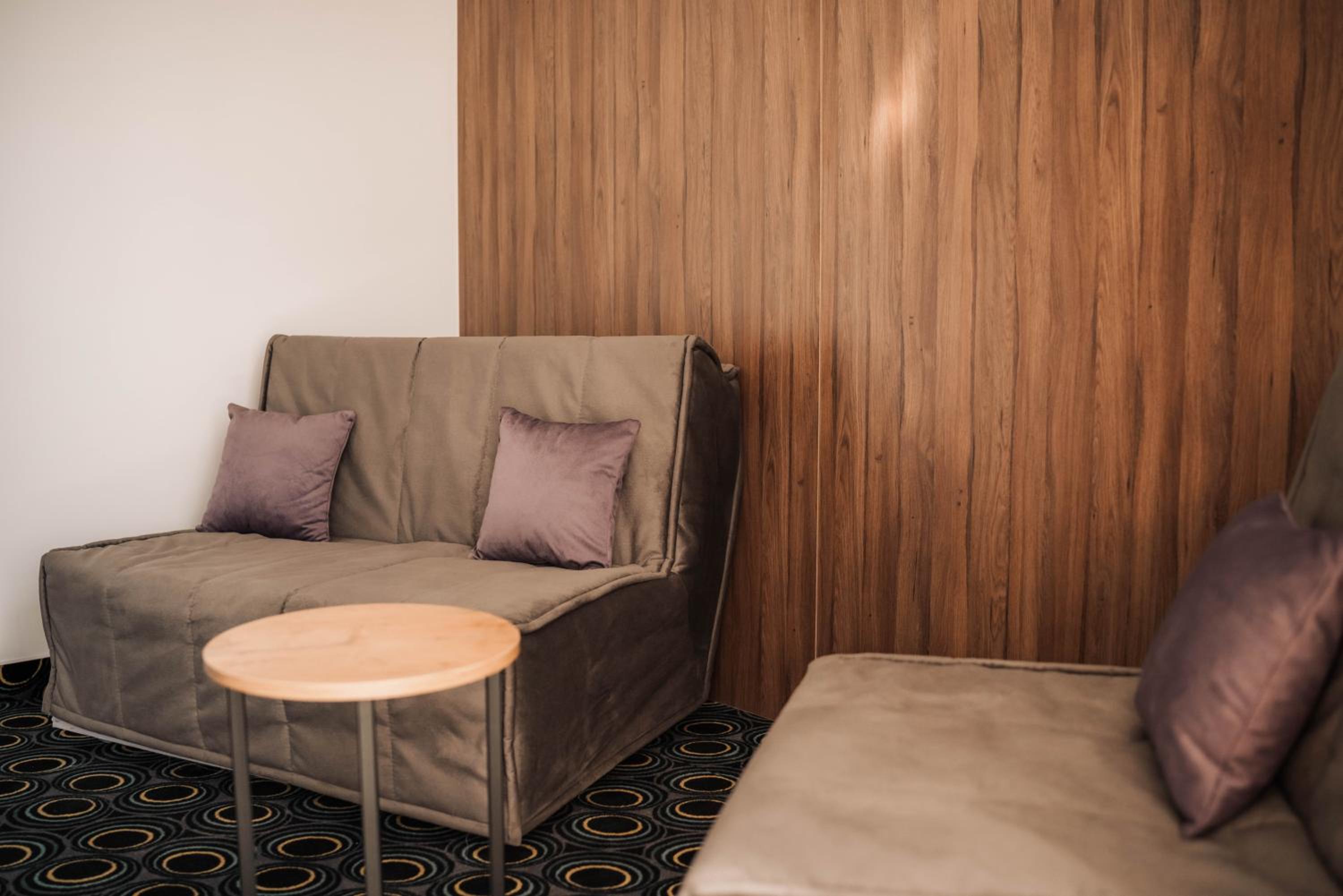 Deluxe Double or Twin Room - Photo 3