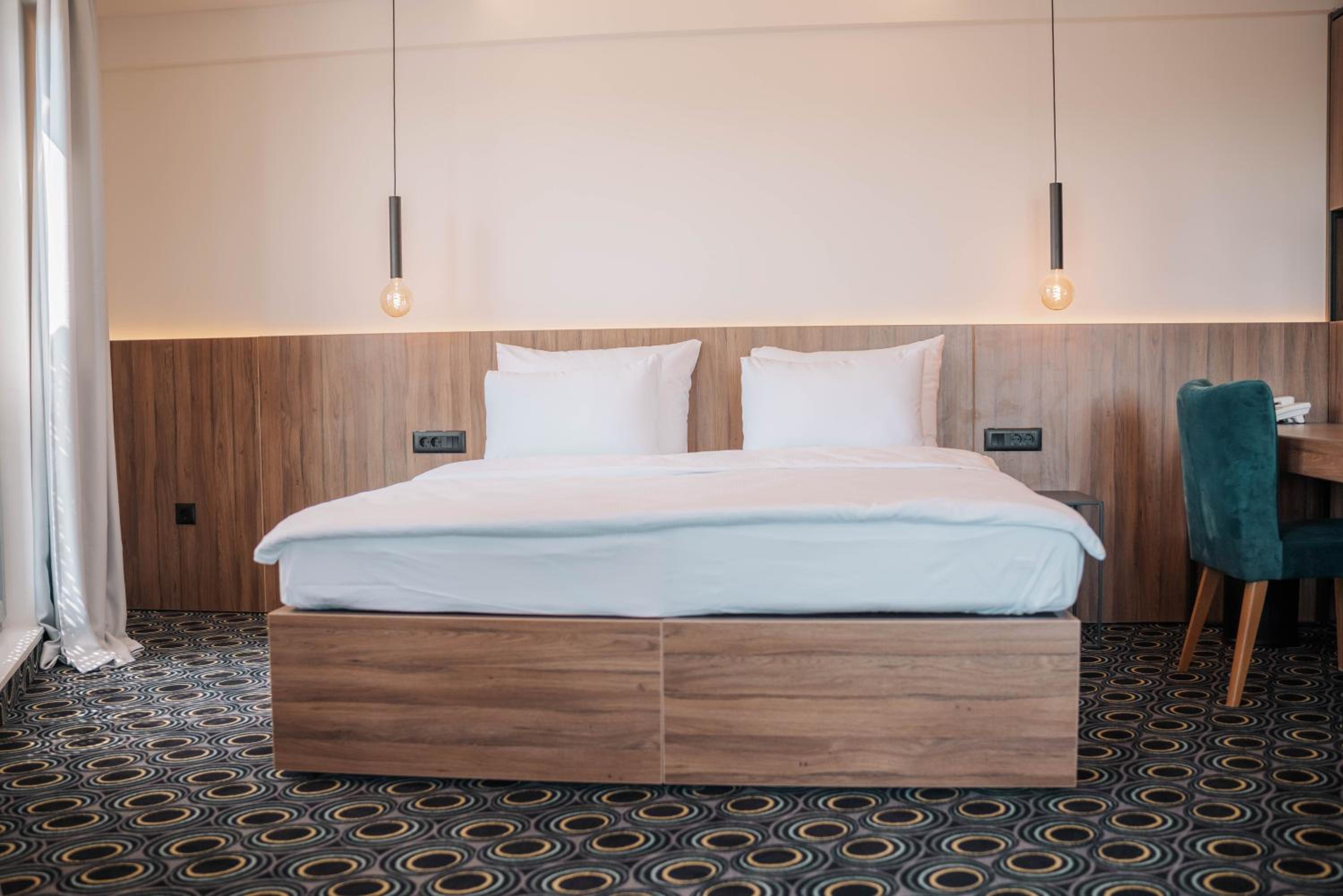 Deluxe Double or Twin Room with Balcony photo 2