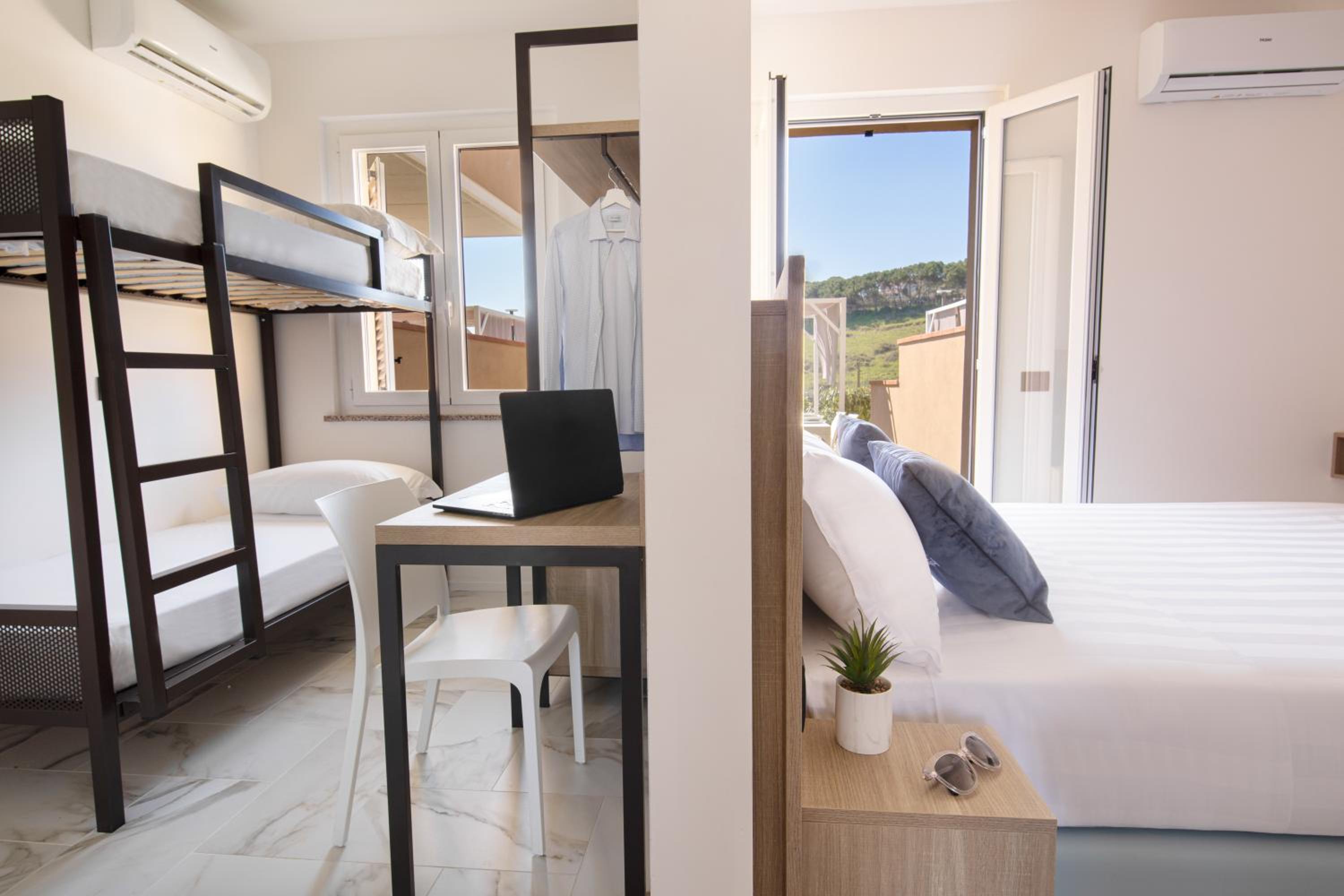 Apartment with Garden View