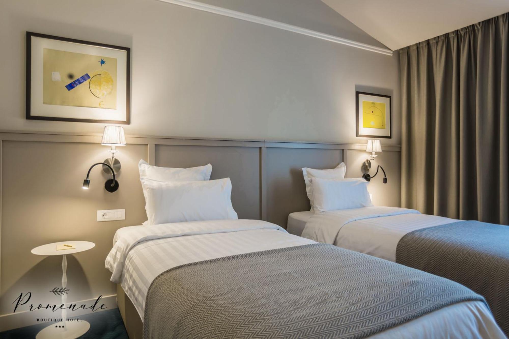Double or Twin Room with Balcony photo 3