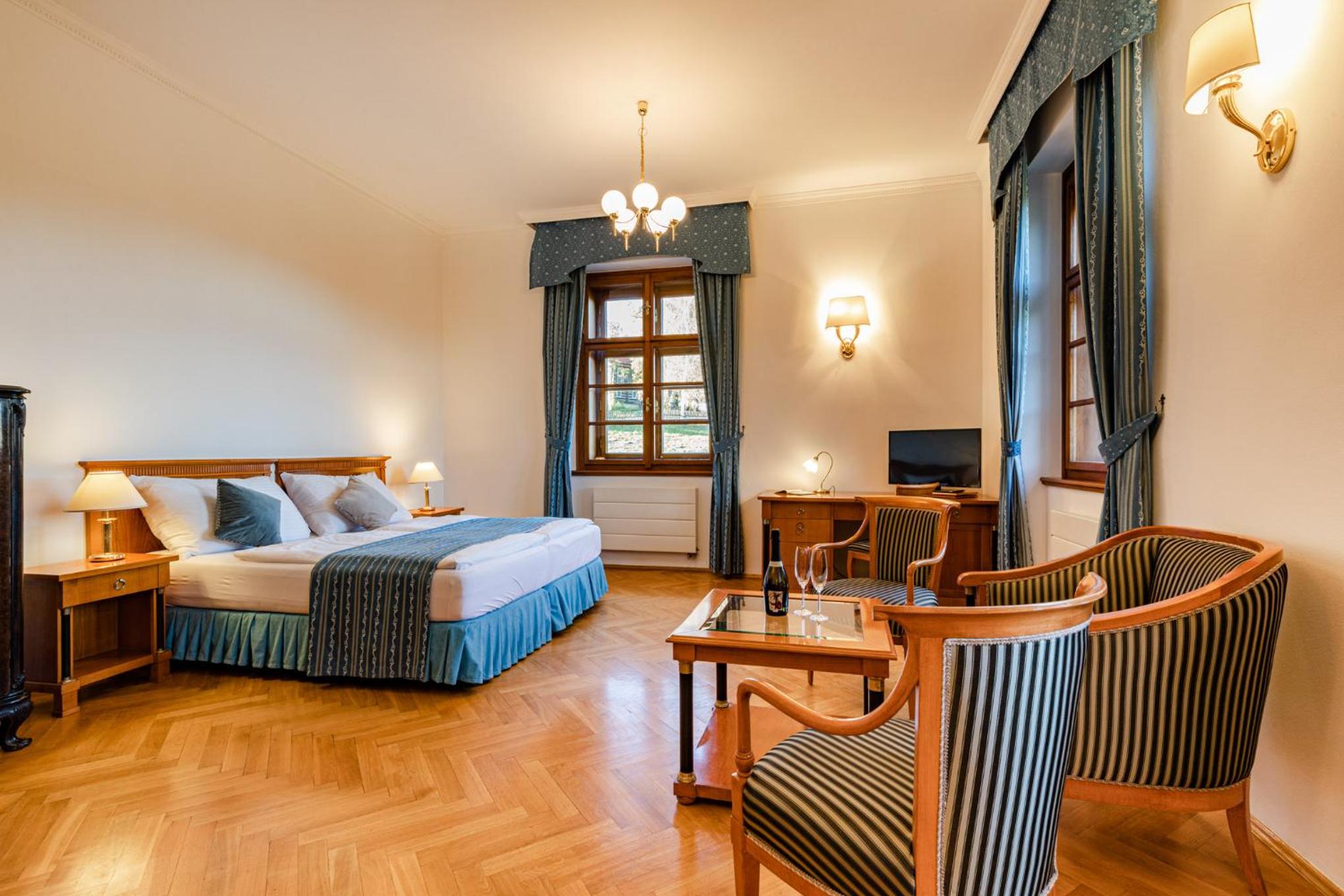 Deluxe Quadruple Room