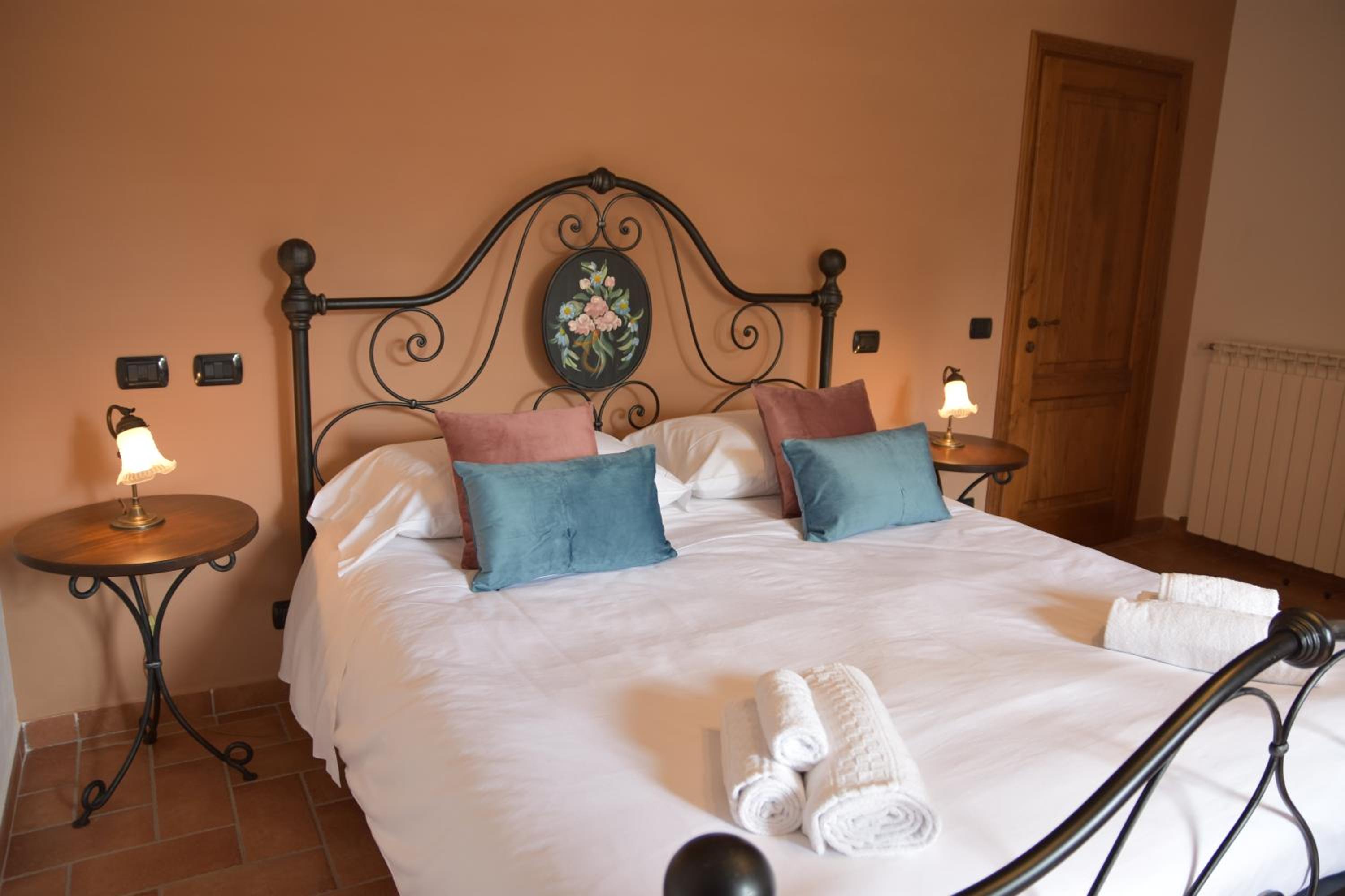 Double Room with Private Bathroom photo 3