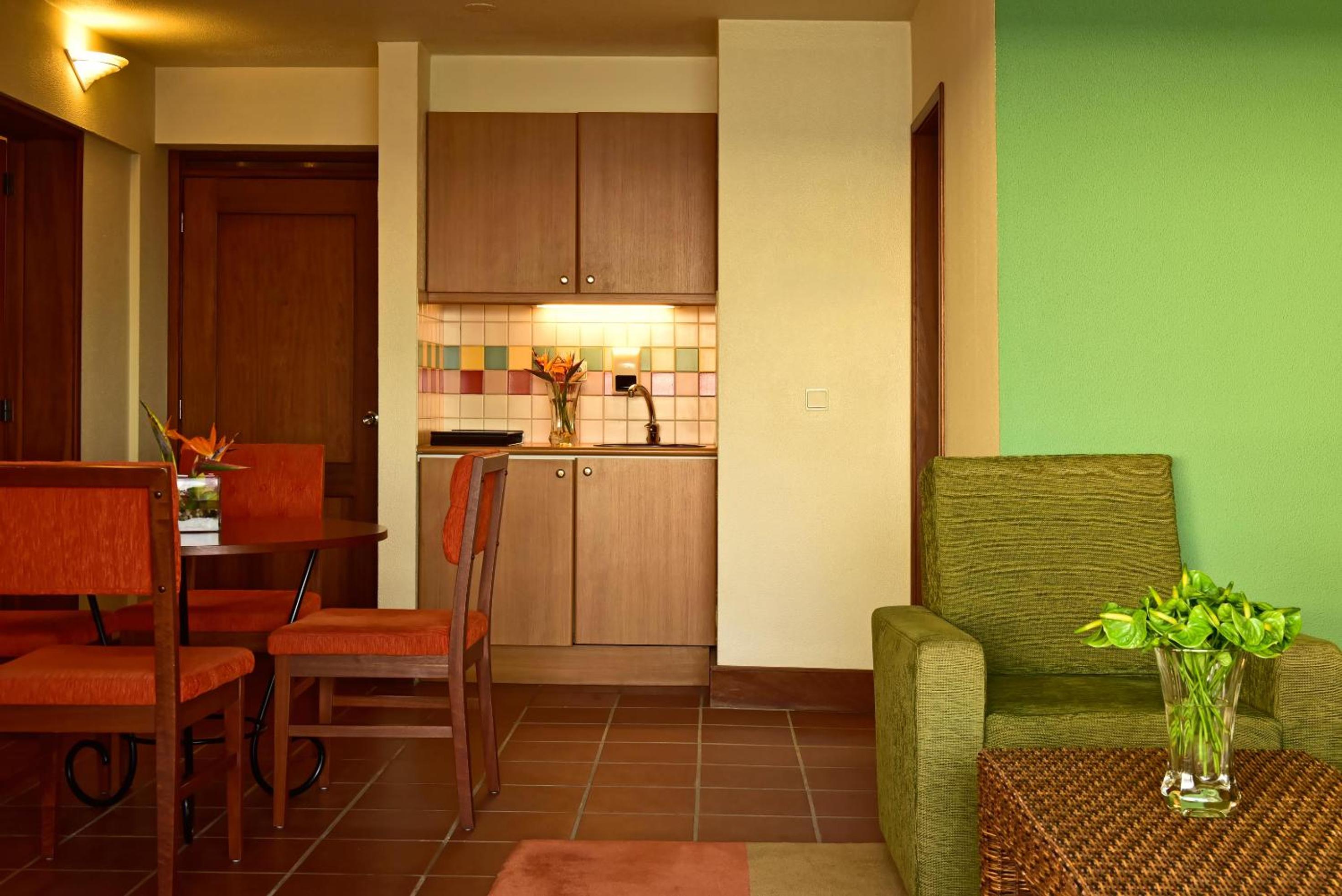 Quadruple Suite thumbnail 5