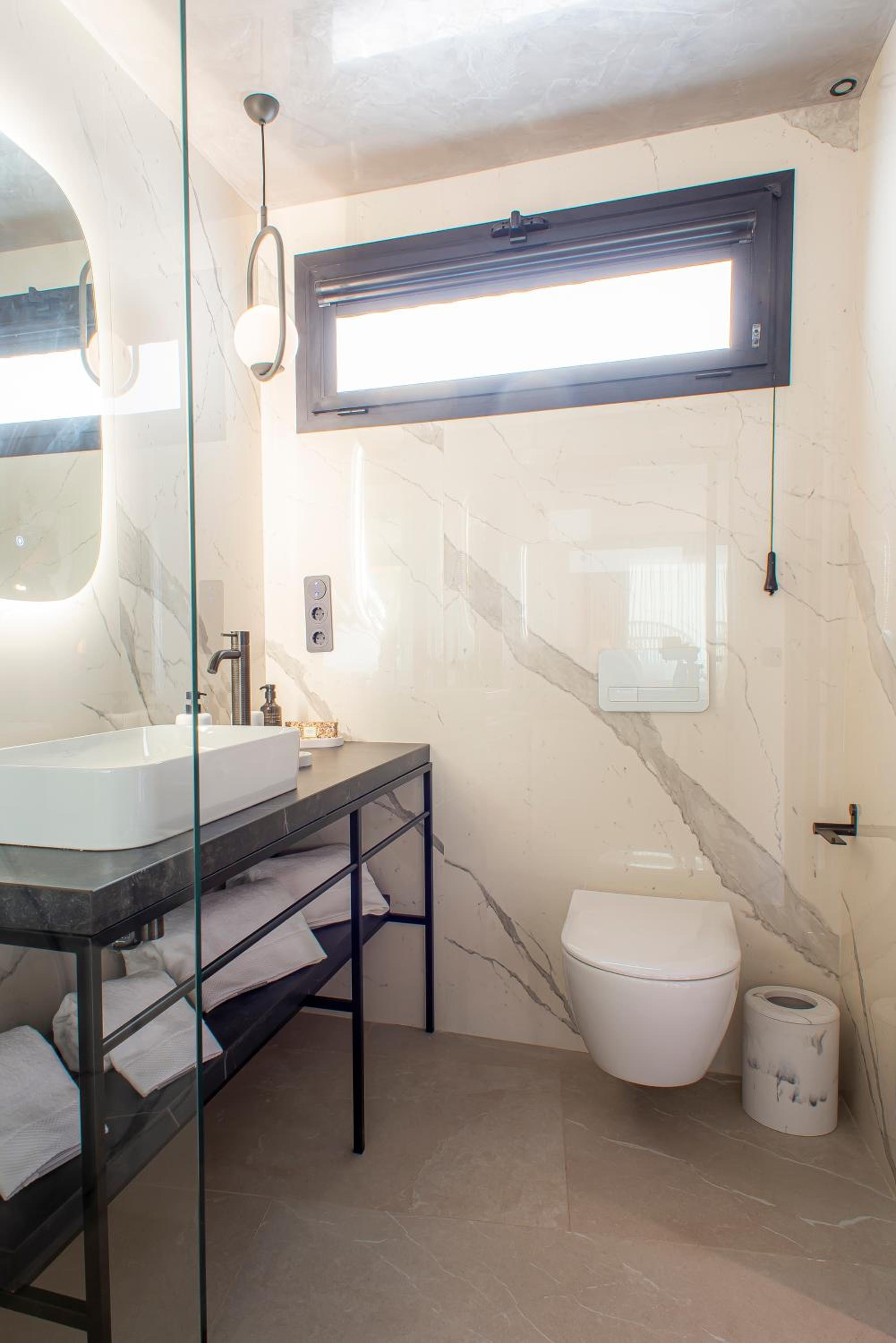 Deluxe Double Room - Photo 4