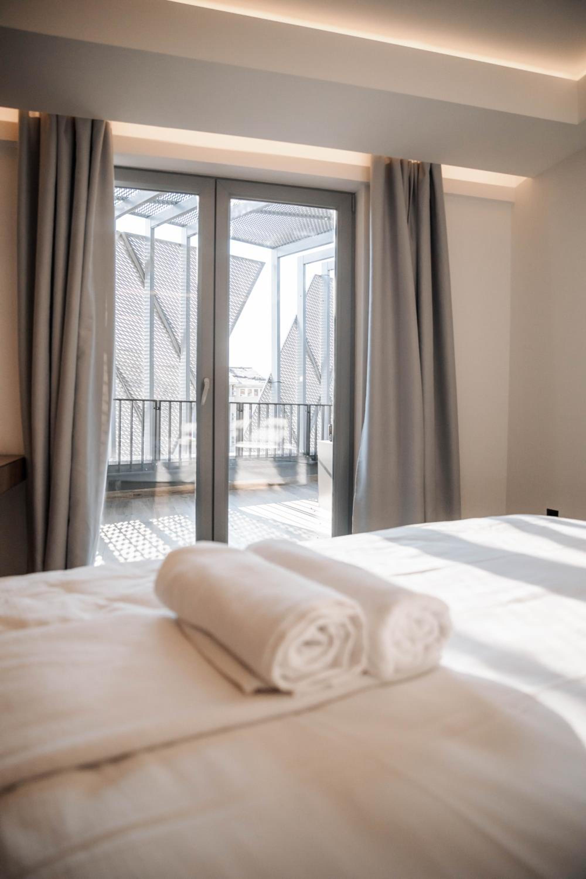Superior Double or Twin Room with Terrace - Photo 5