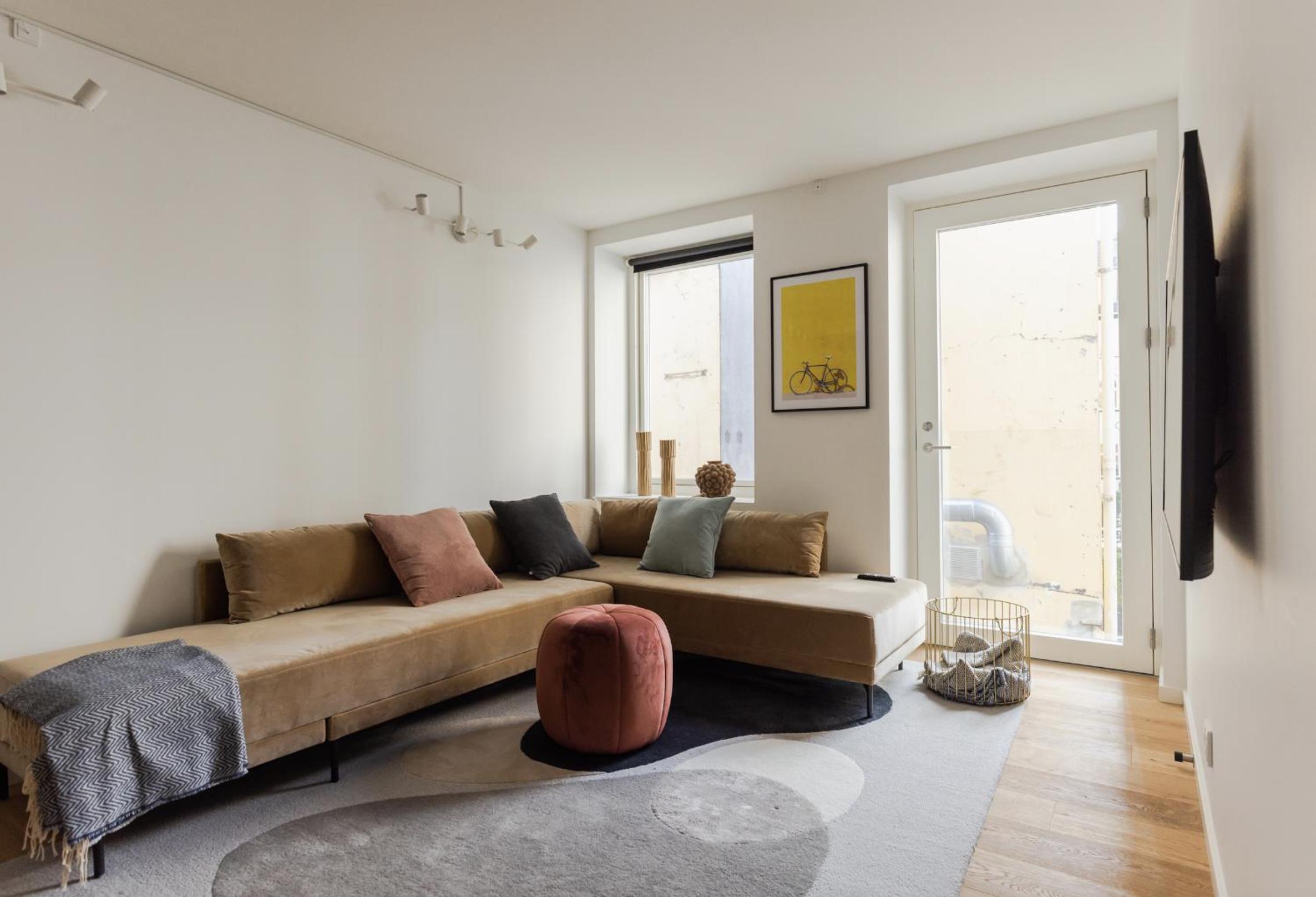 Apartment photo 2