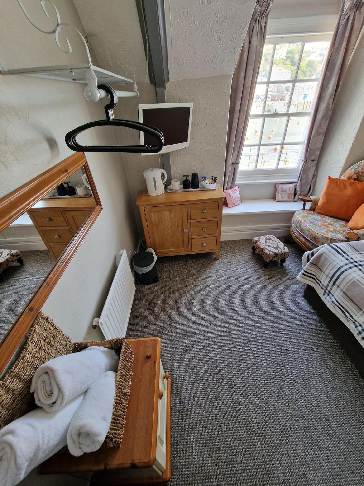 Standard Single Room photo 3
