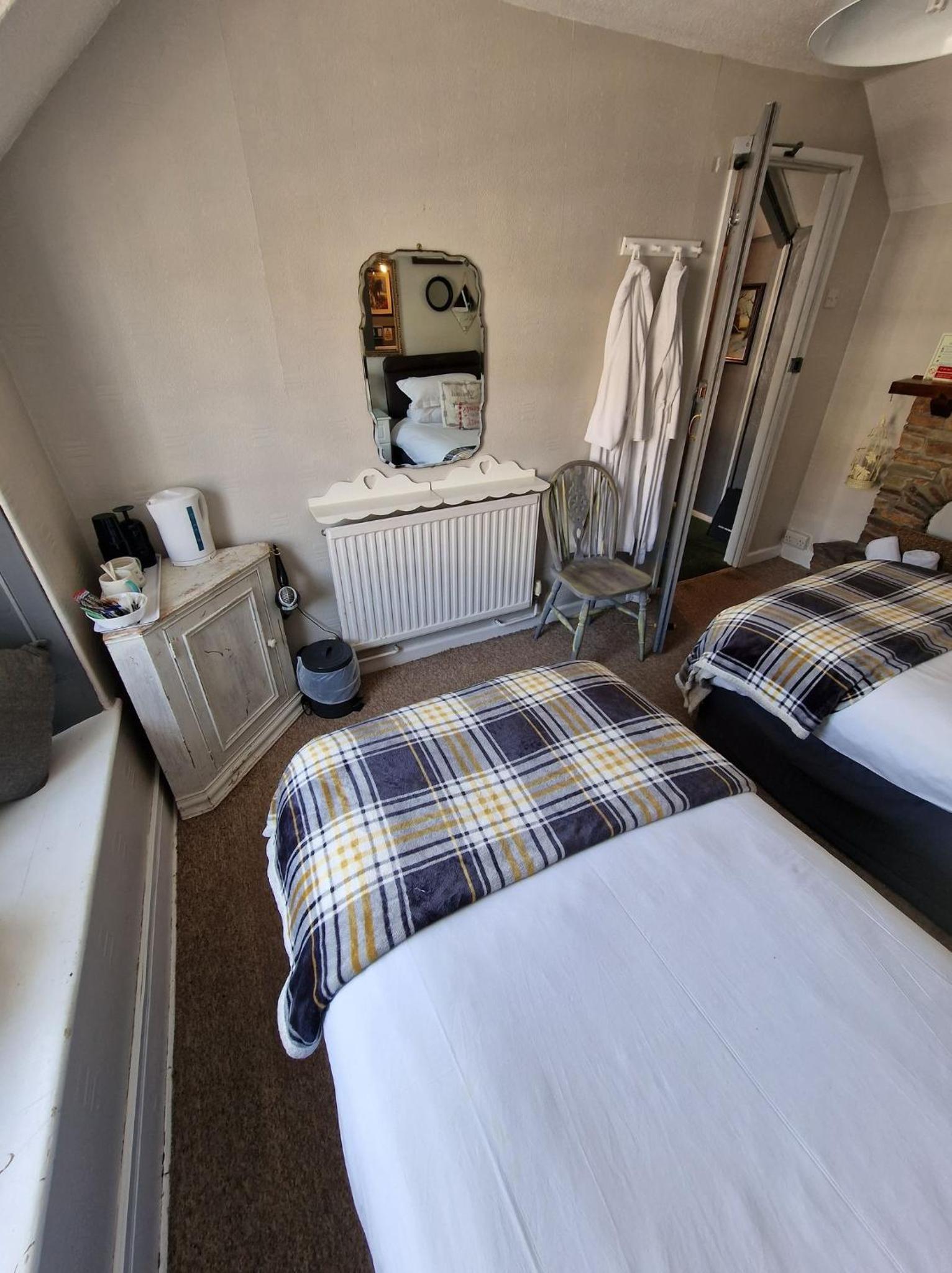 Standard Twin Room photo 1
