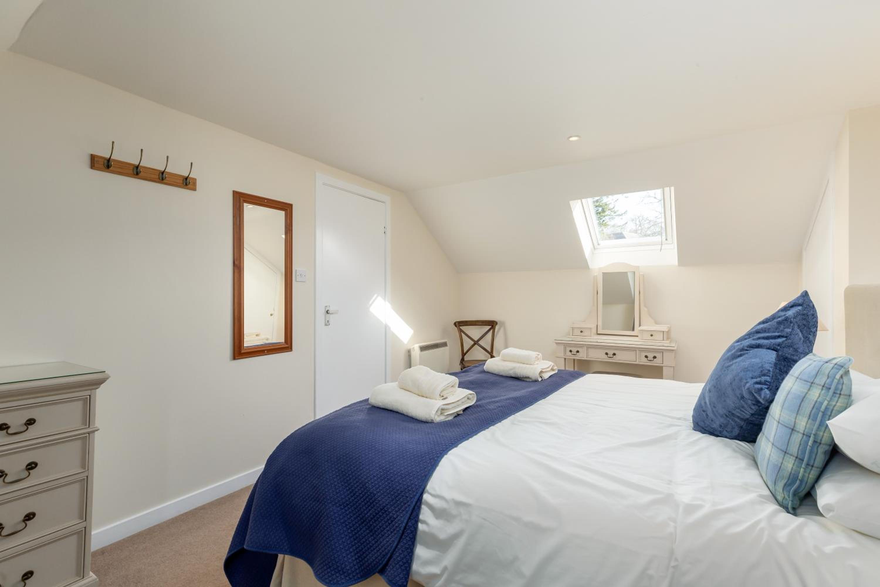 One-Bedroom House - Photo 1