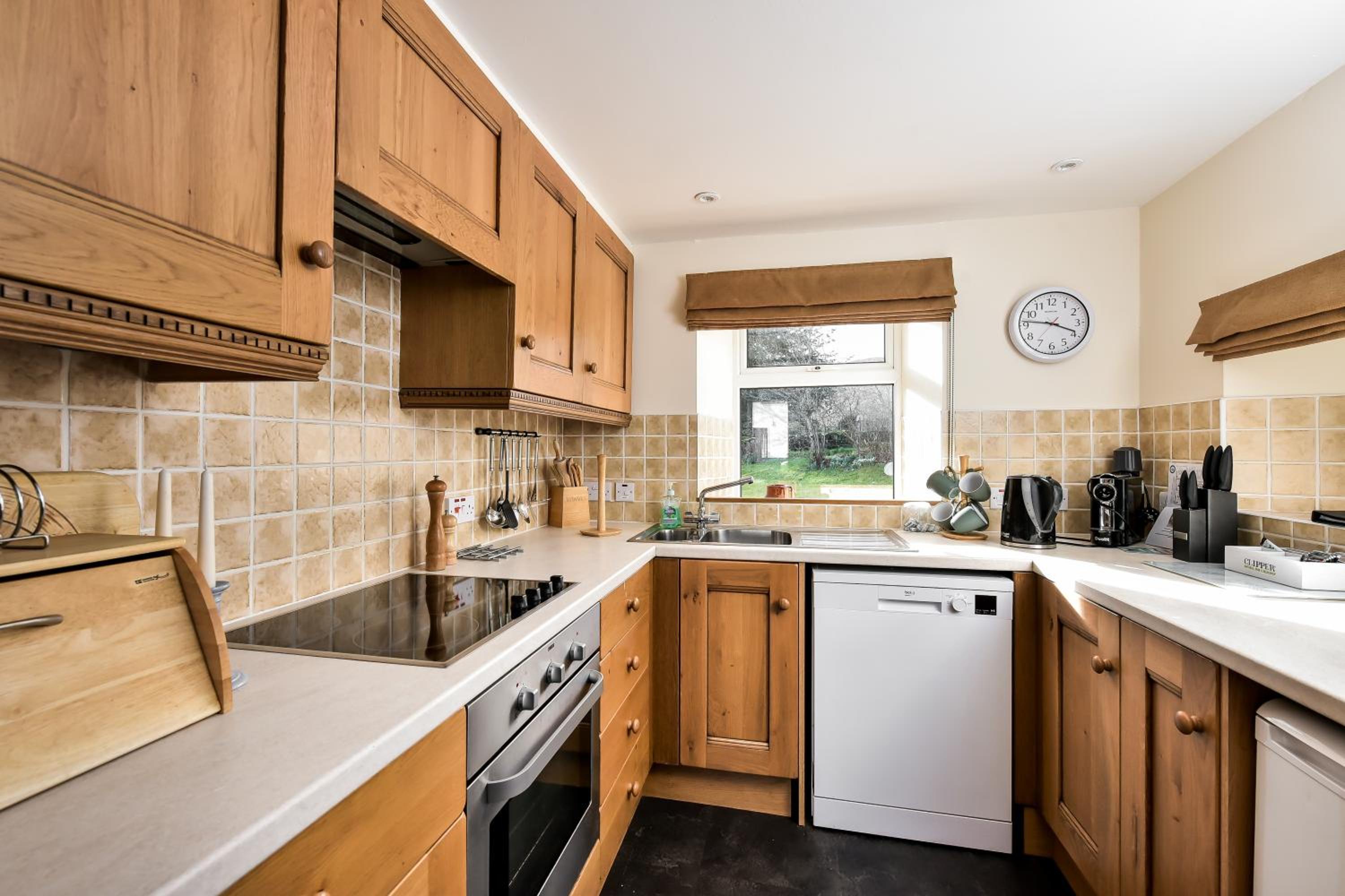 One-Bedroom House - Photo 3