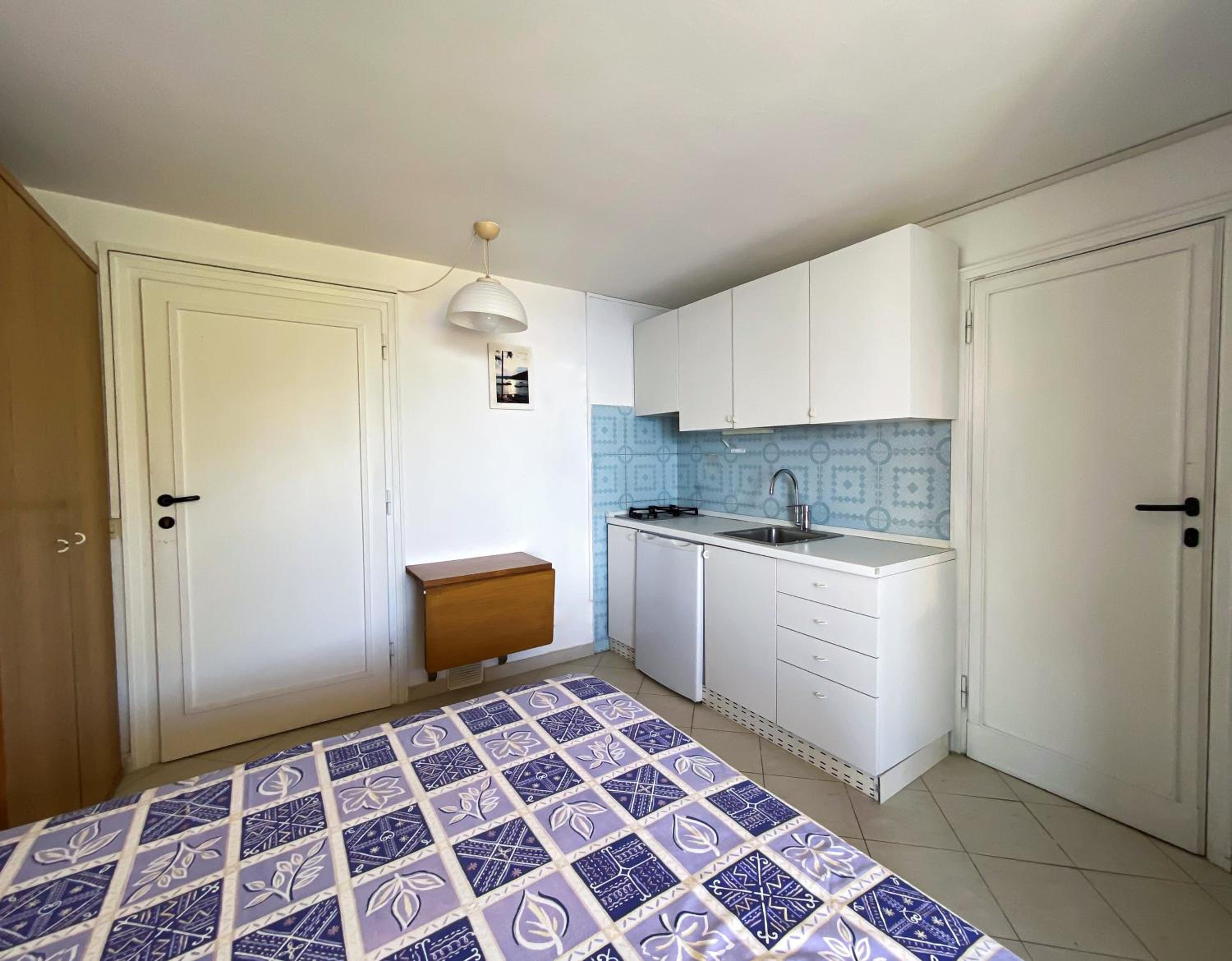 Studio with Terrace and Sea View