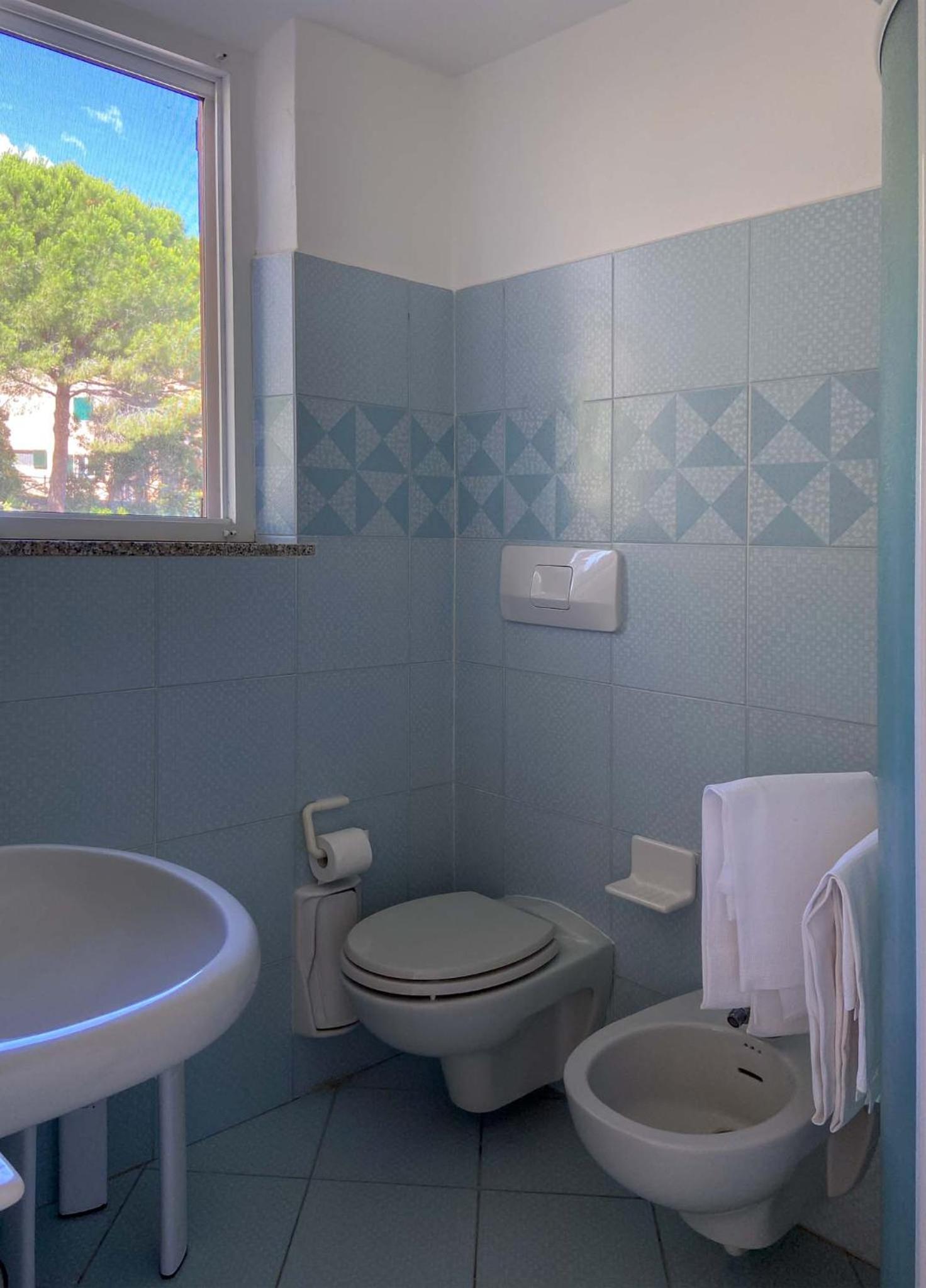 Studio - Split Level with Sea View photo 2