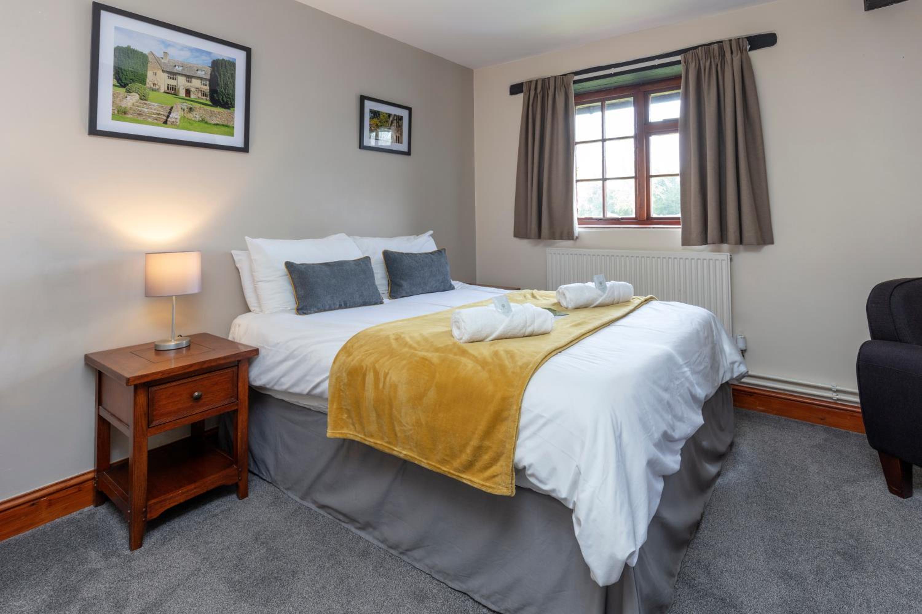 Charney Manor, Bild 6