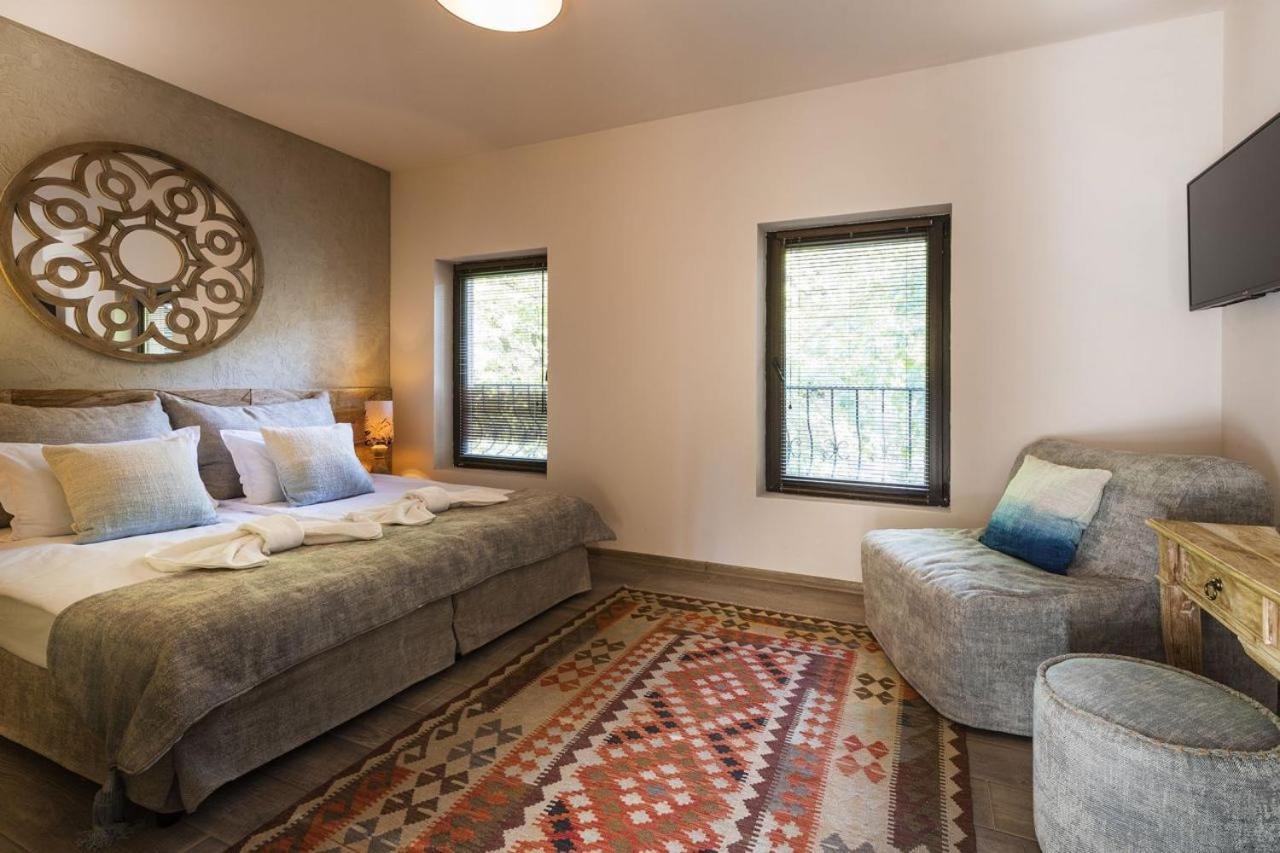 Standard Double or Twin Room photo 2