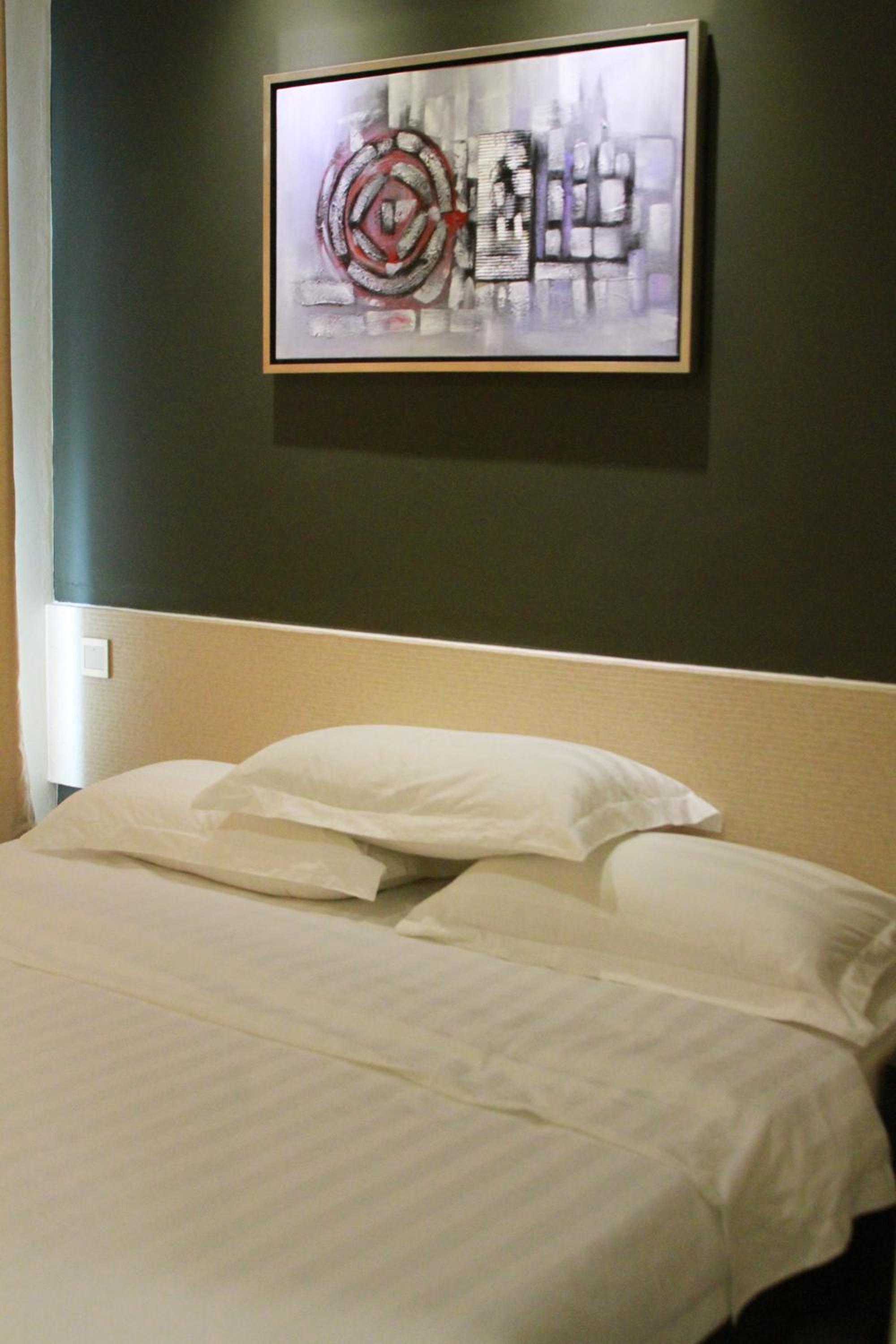 Deluxe Double Room photo 2