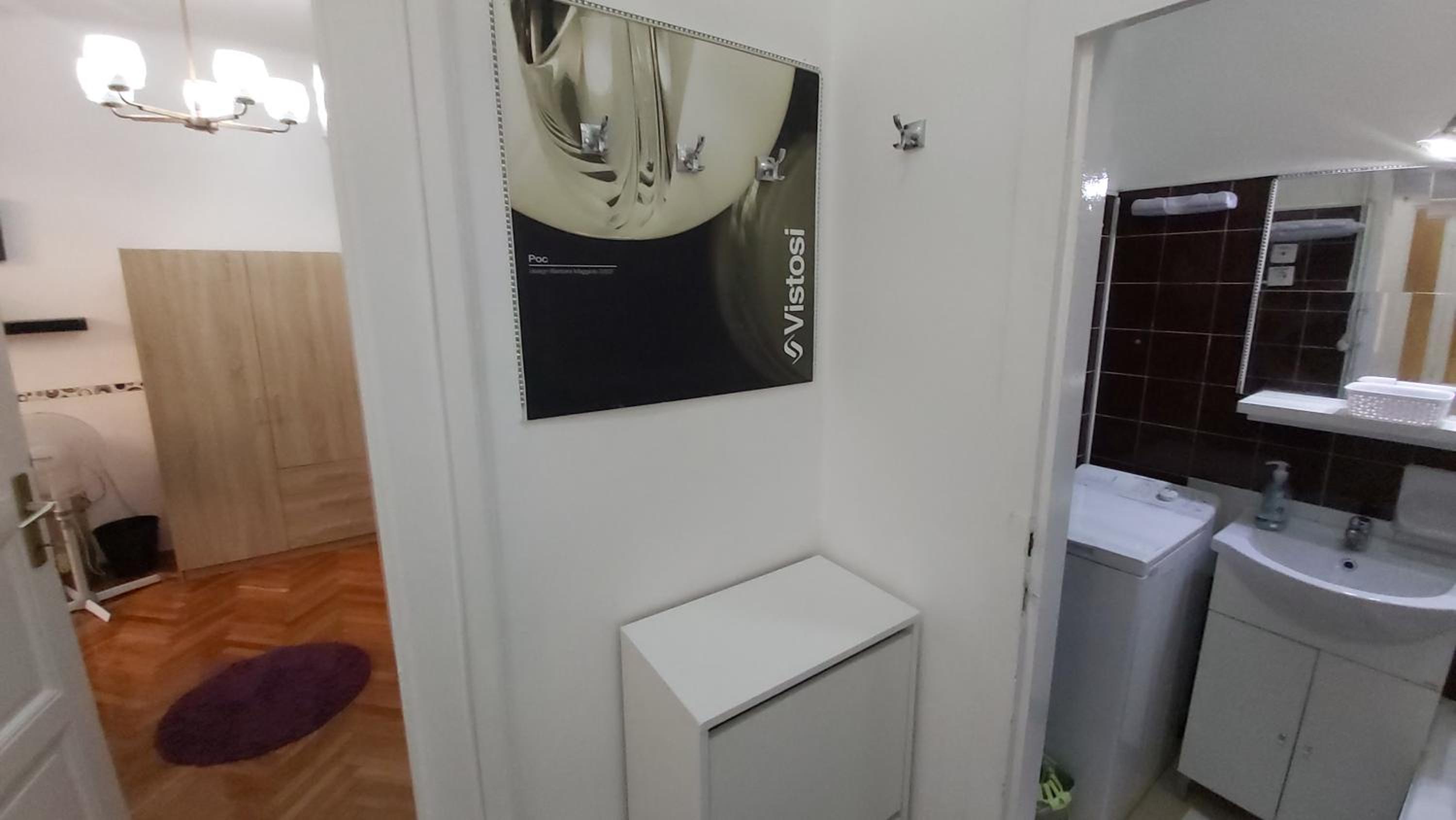 One-Bedroom Apartment - Photo 5
