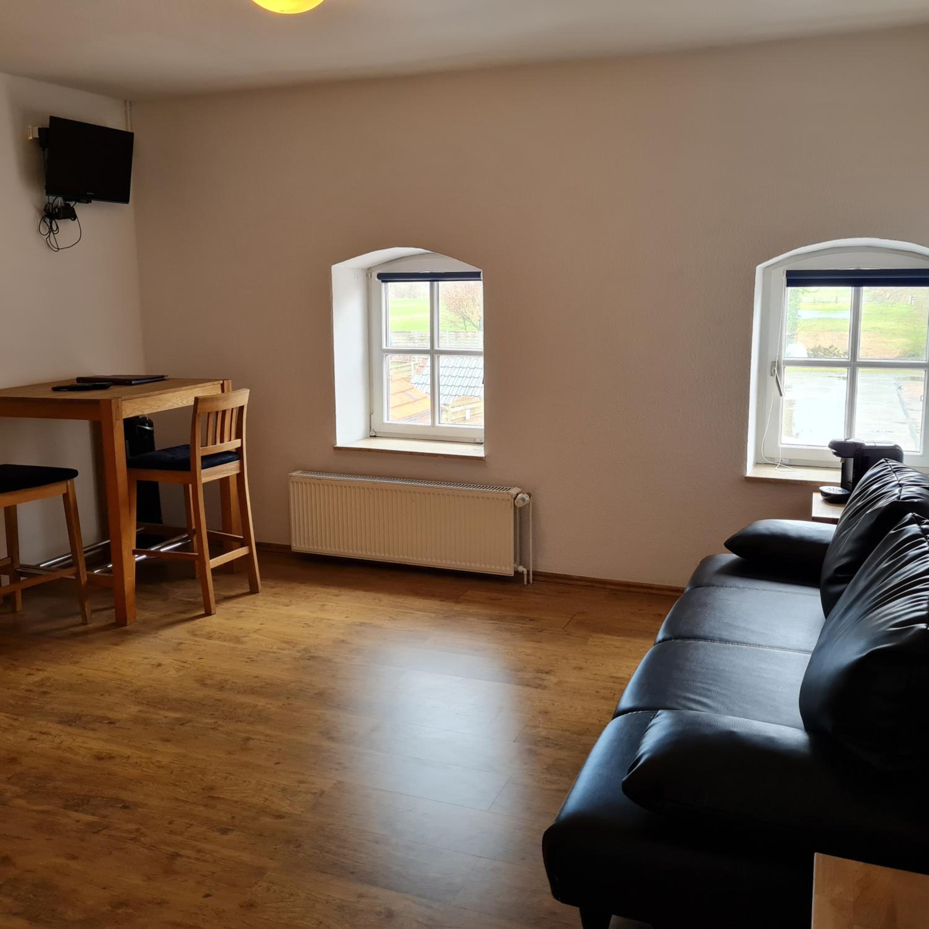 Deluxe Double Room with Shower - Photo 2