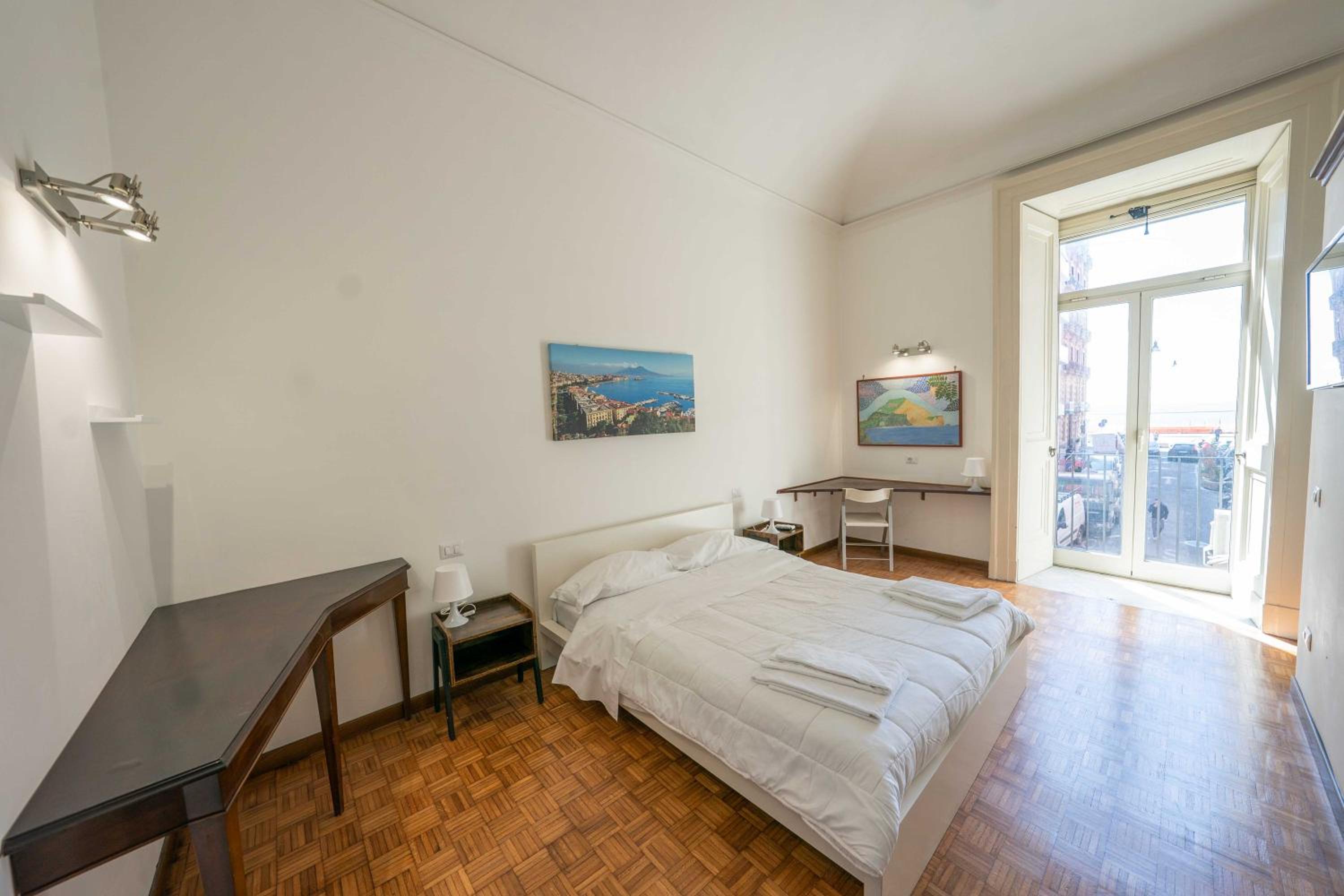 Deluxe Double Room with Side Sea View