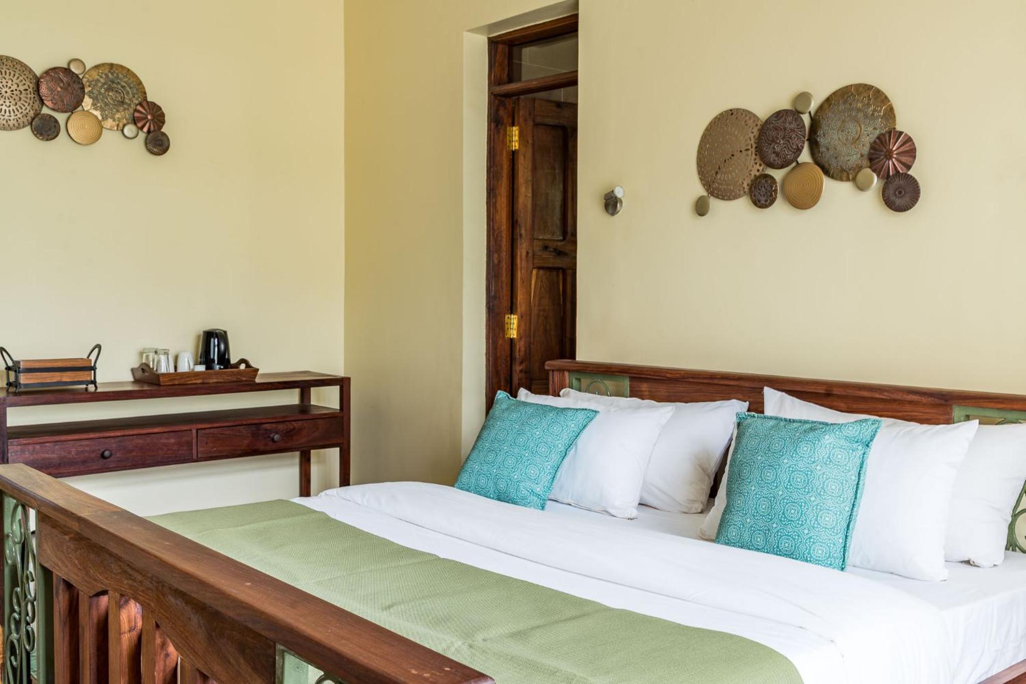 Large Double Room photo 3