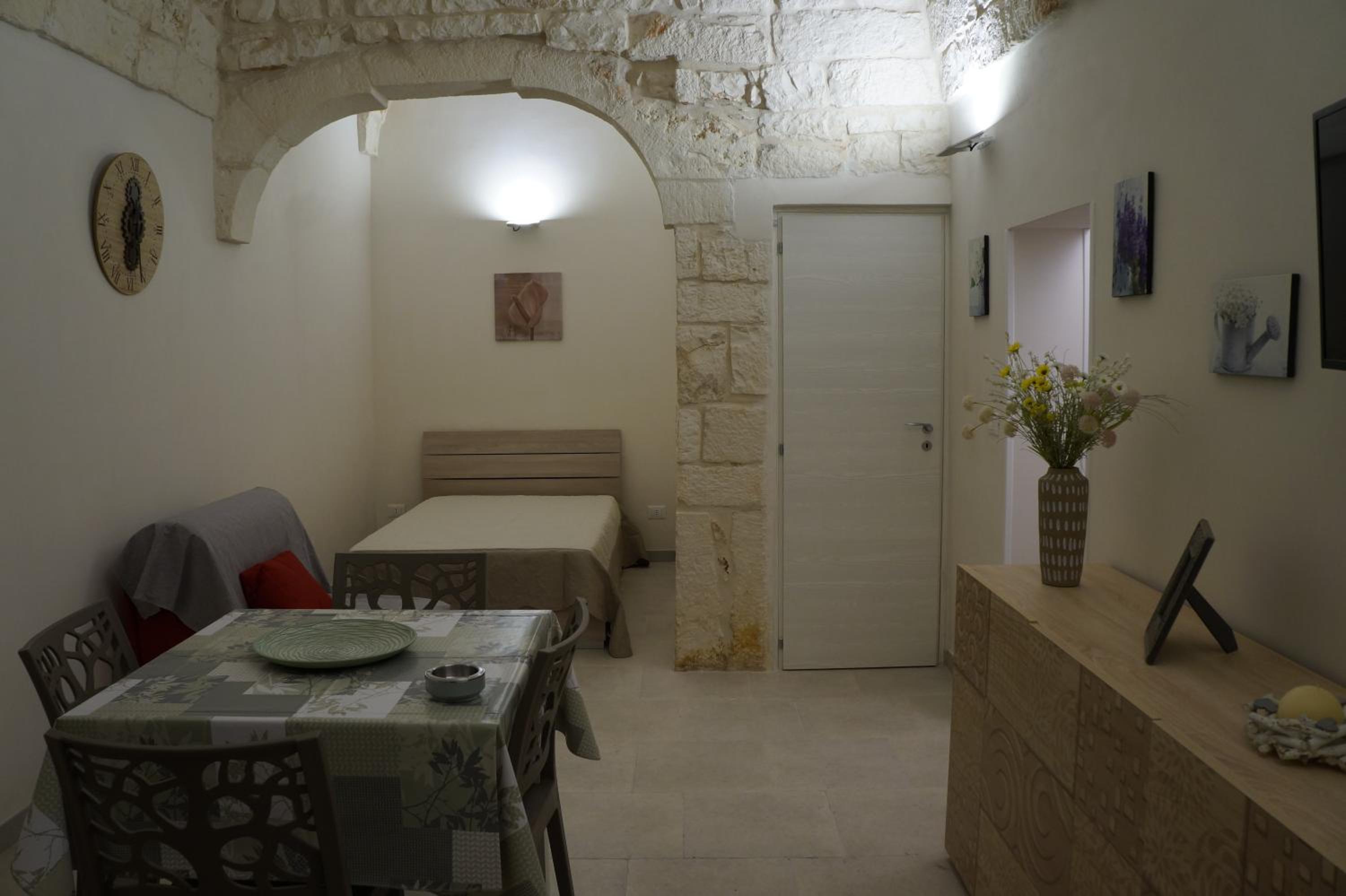 One-Bedroom House