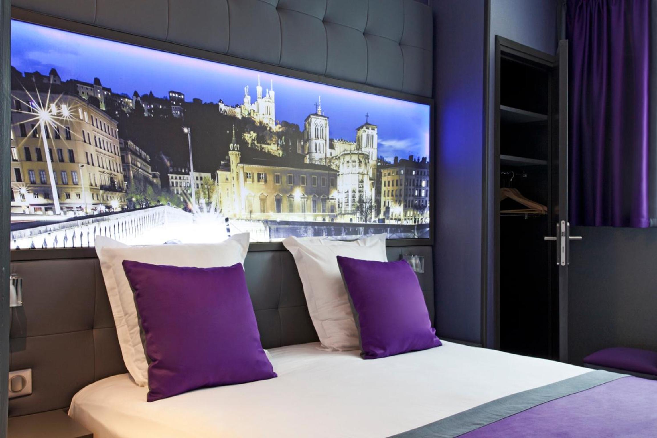 Classic Double or Twin Room - Photo 8