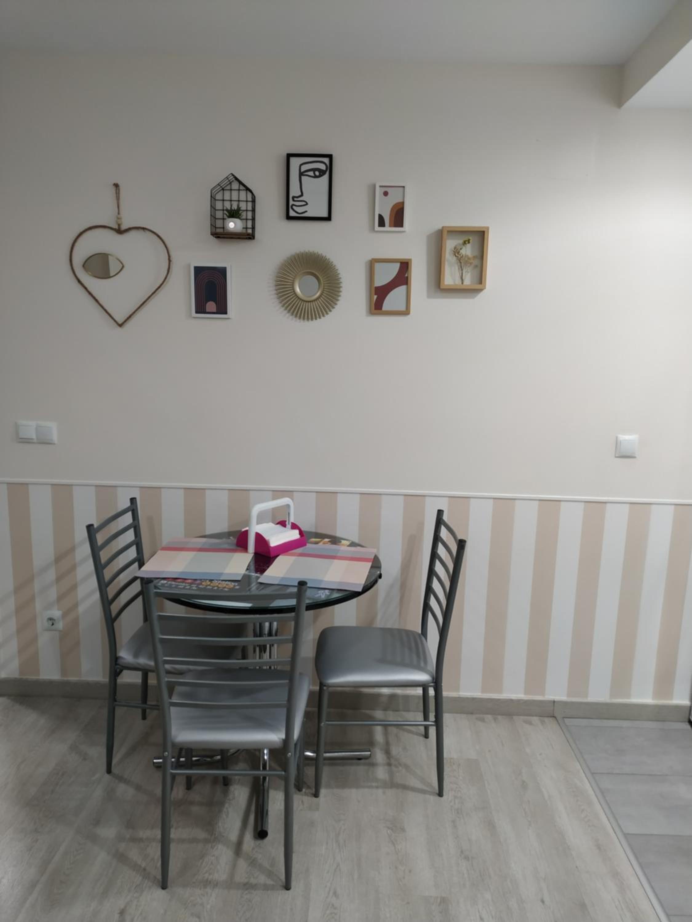 Apartment - Photo 4