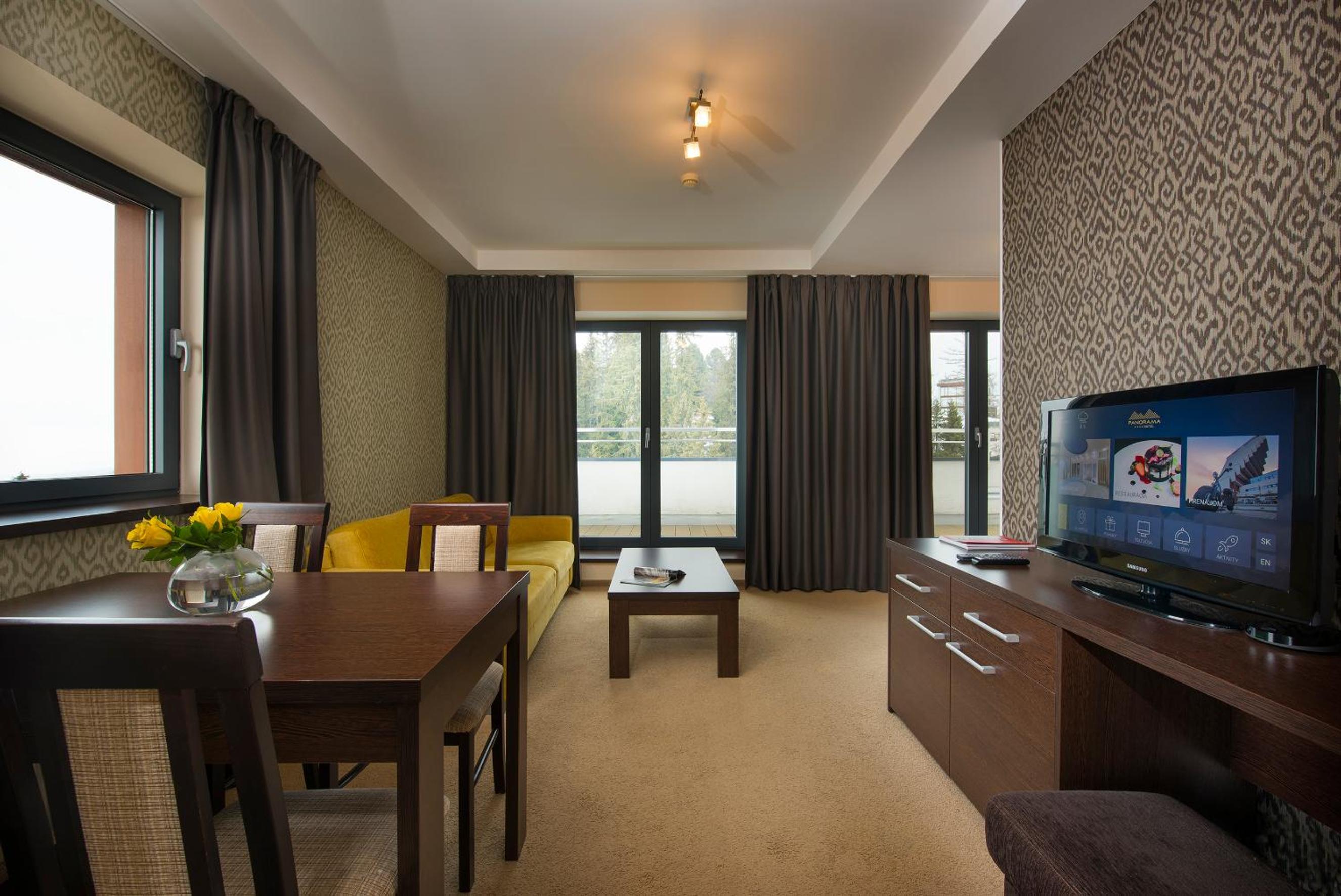 Deluxe Apartment