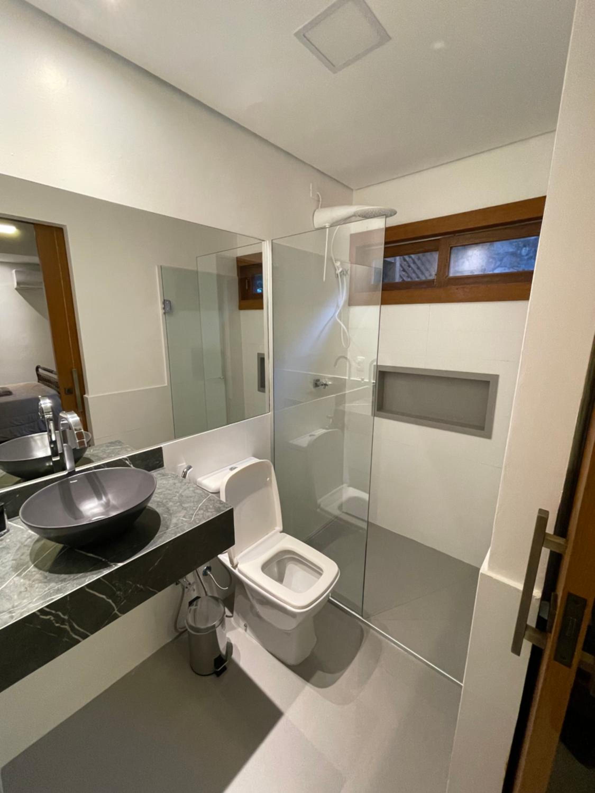 Standard Suite - Photo 6